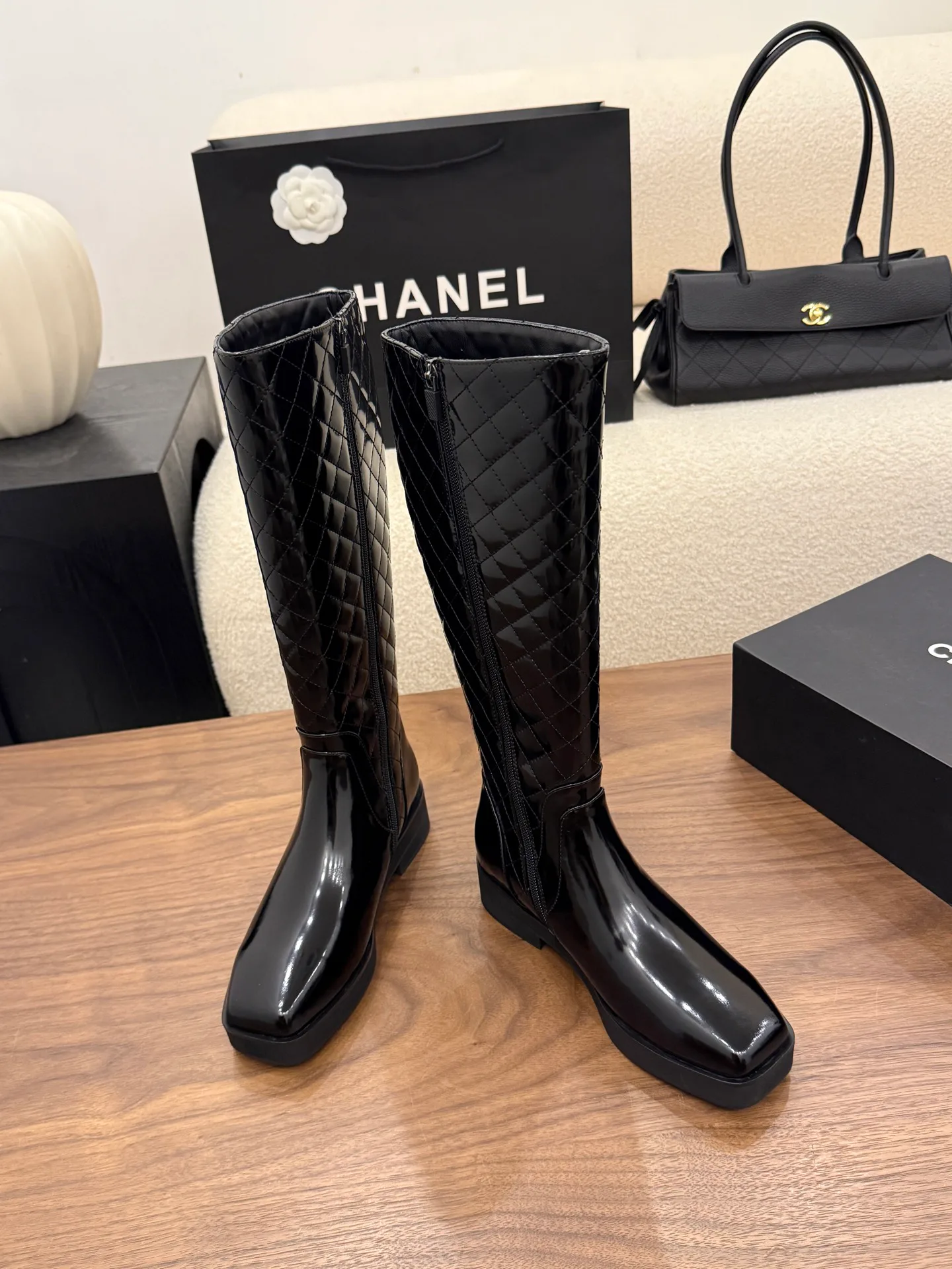 Сапоги Женские Chanel 18092654