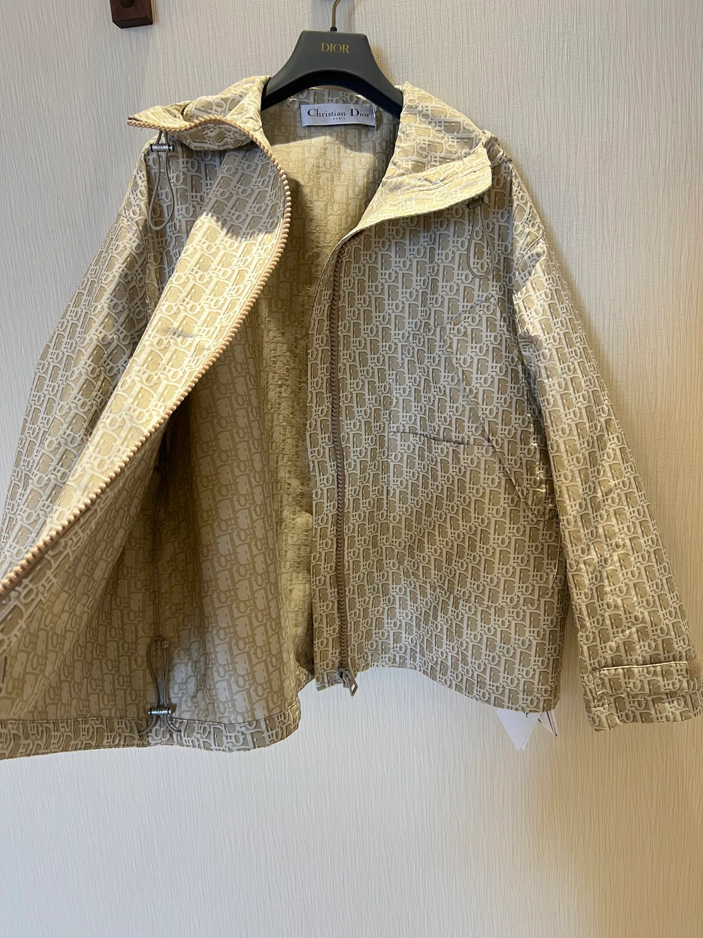 Куртки И Пуховики Женские Christian Dior 29266