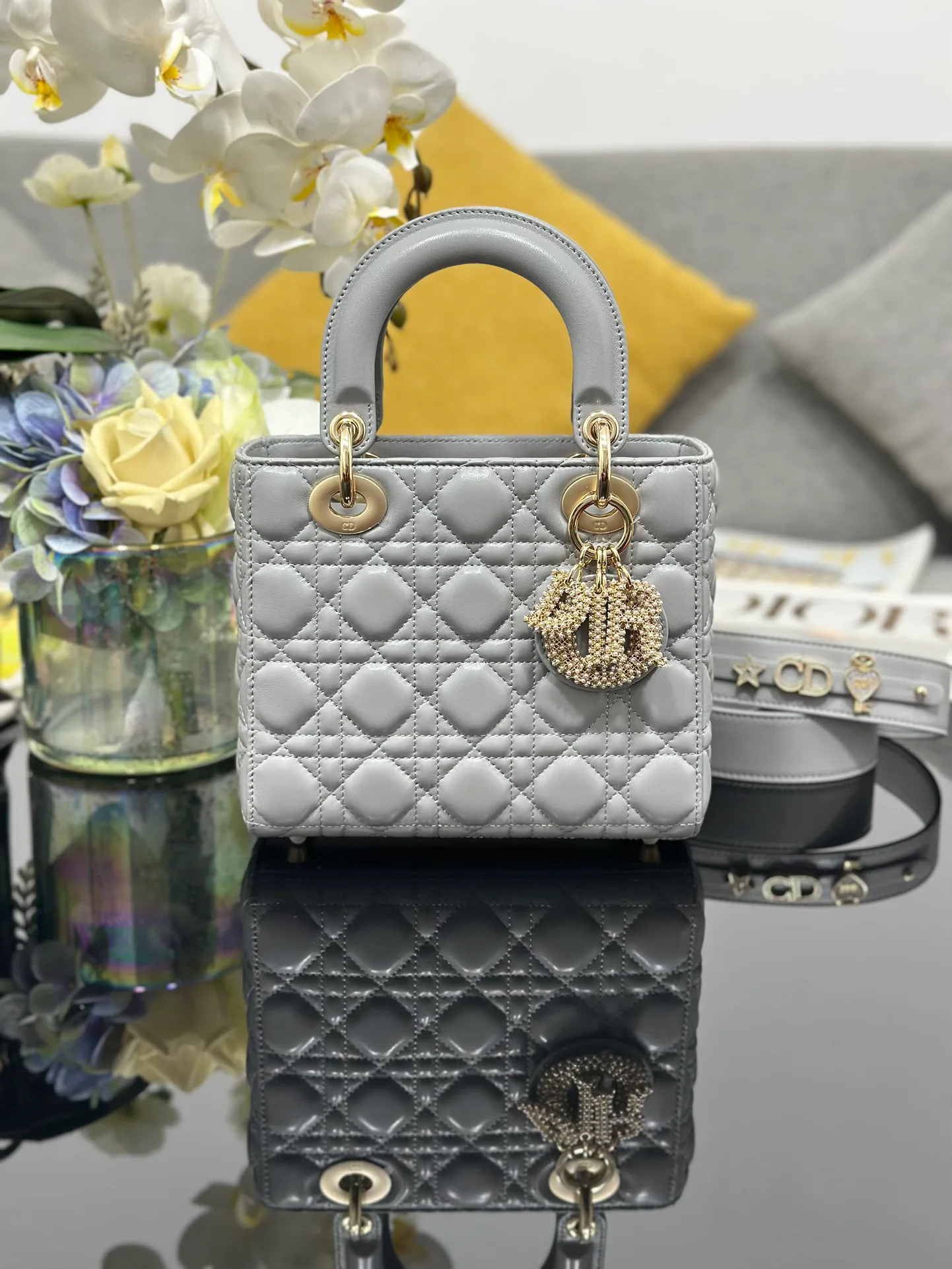 Классические Сумки Женские Christian Dior 11412574