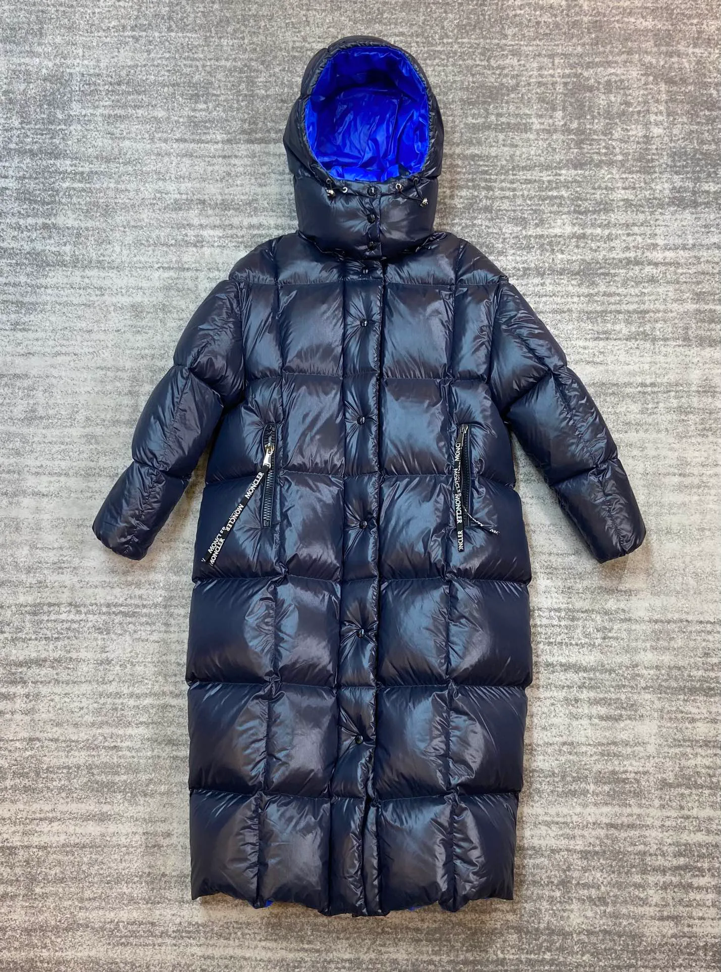 Куртки И Пуховики Женские Moncler 18884053