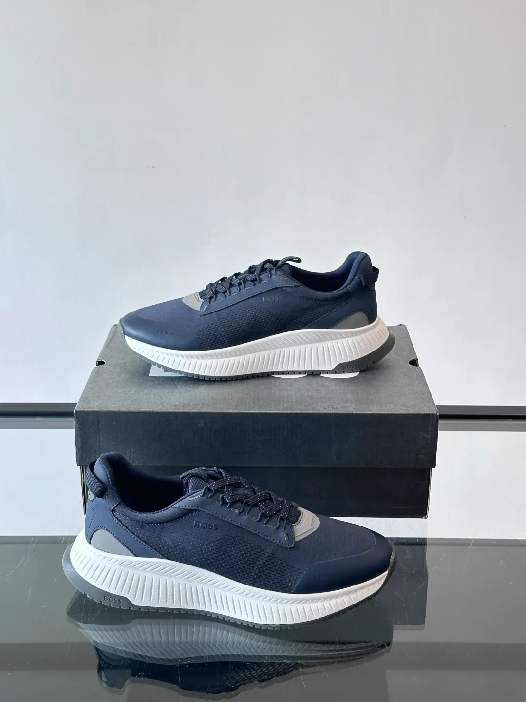 Кроссовки Мужские Hugo Boss 829891