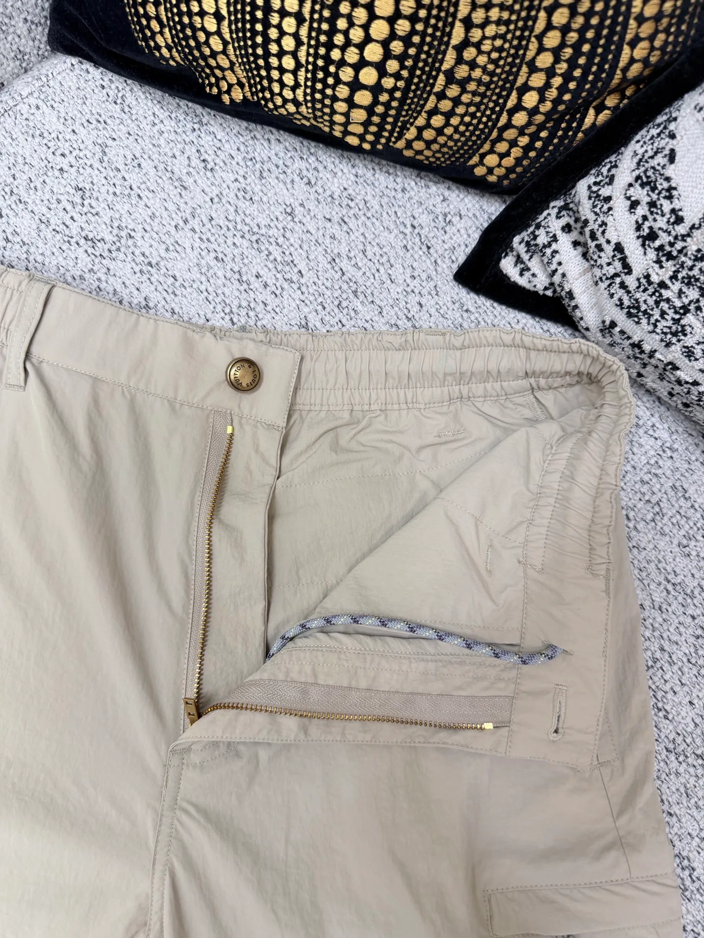 Шорты Женские Louis Vuitton 13329682