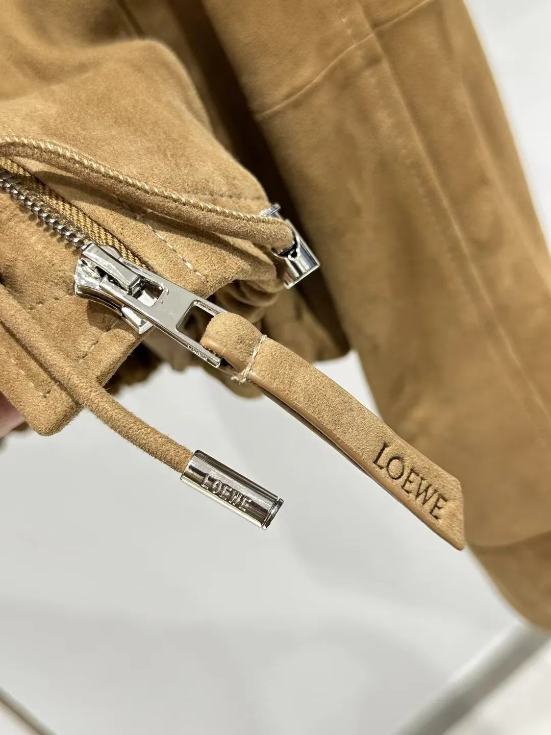 Кожаные Куртки И Дублёнки Женские Loewe 11429009