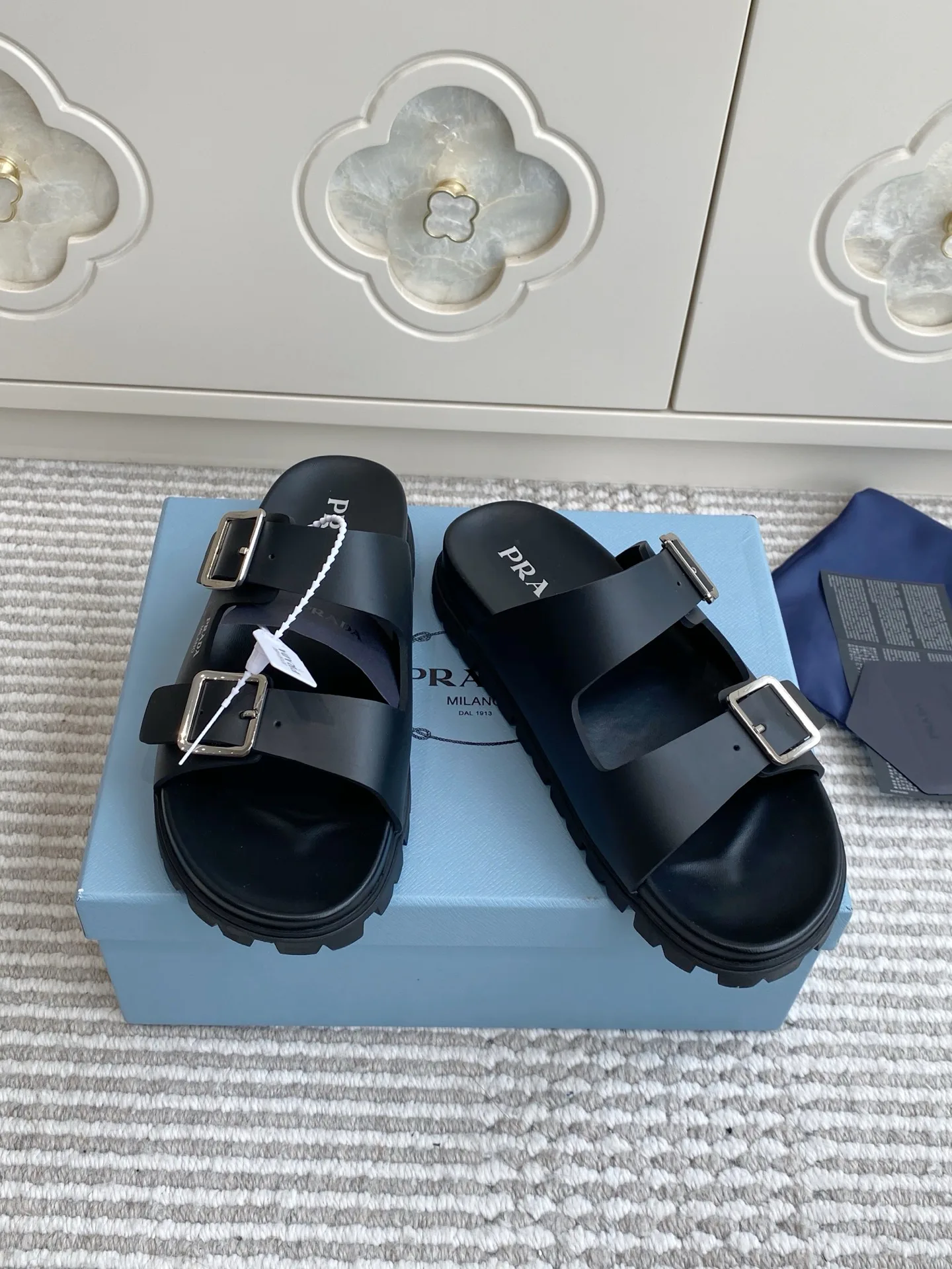 Сандалии Женские Prada 13268619