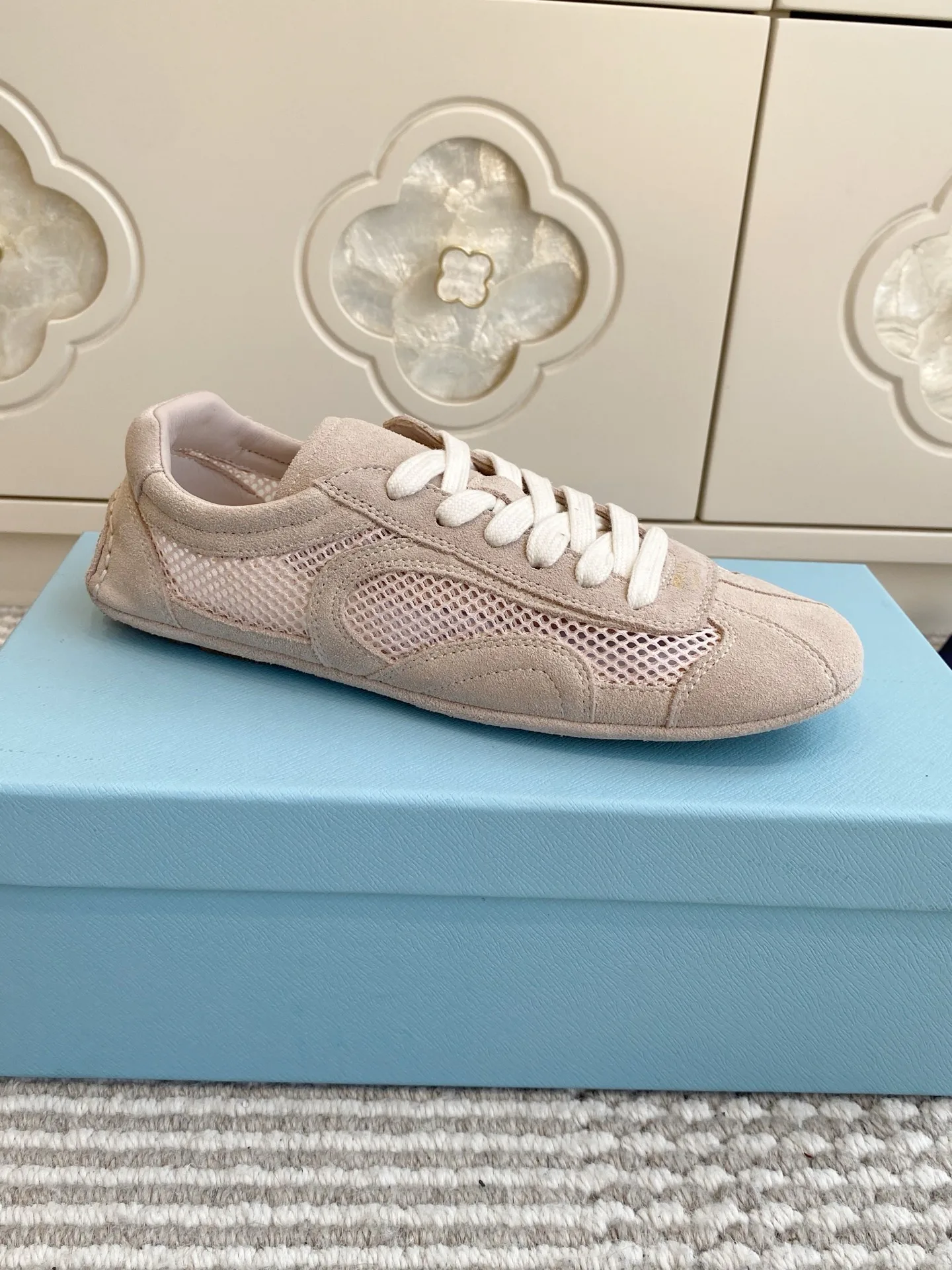 Кроссовки Женские Prada 11870116