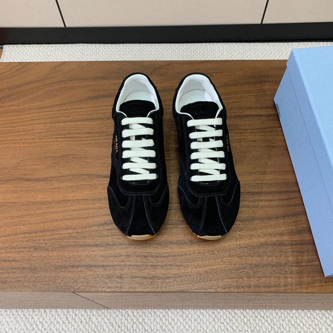 Кроссовки Женские Prada 879175