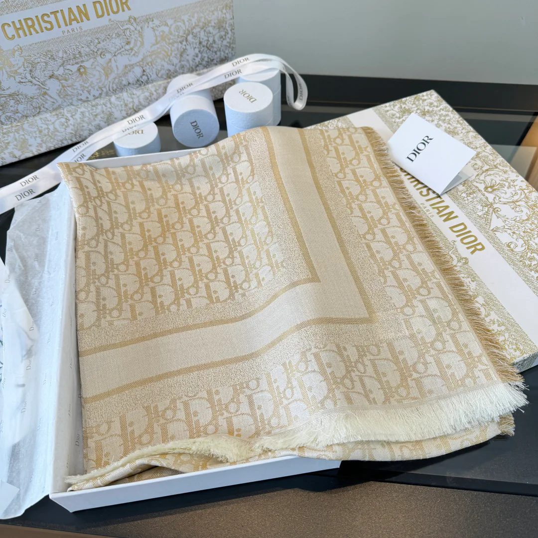 Шарфы Christian Dior 17827485