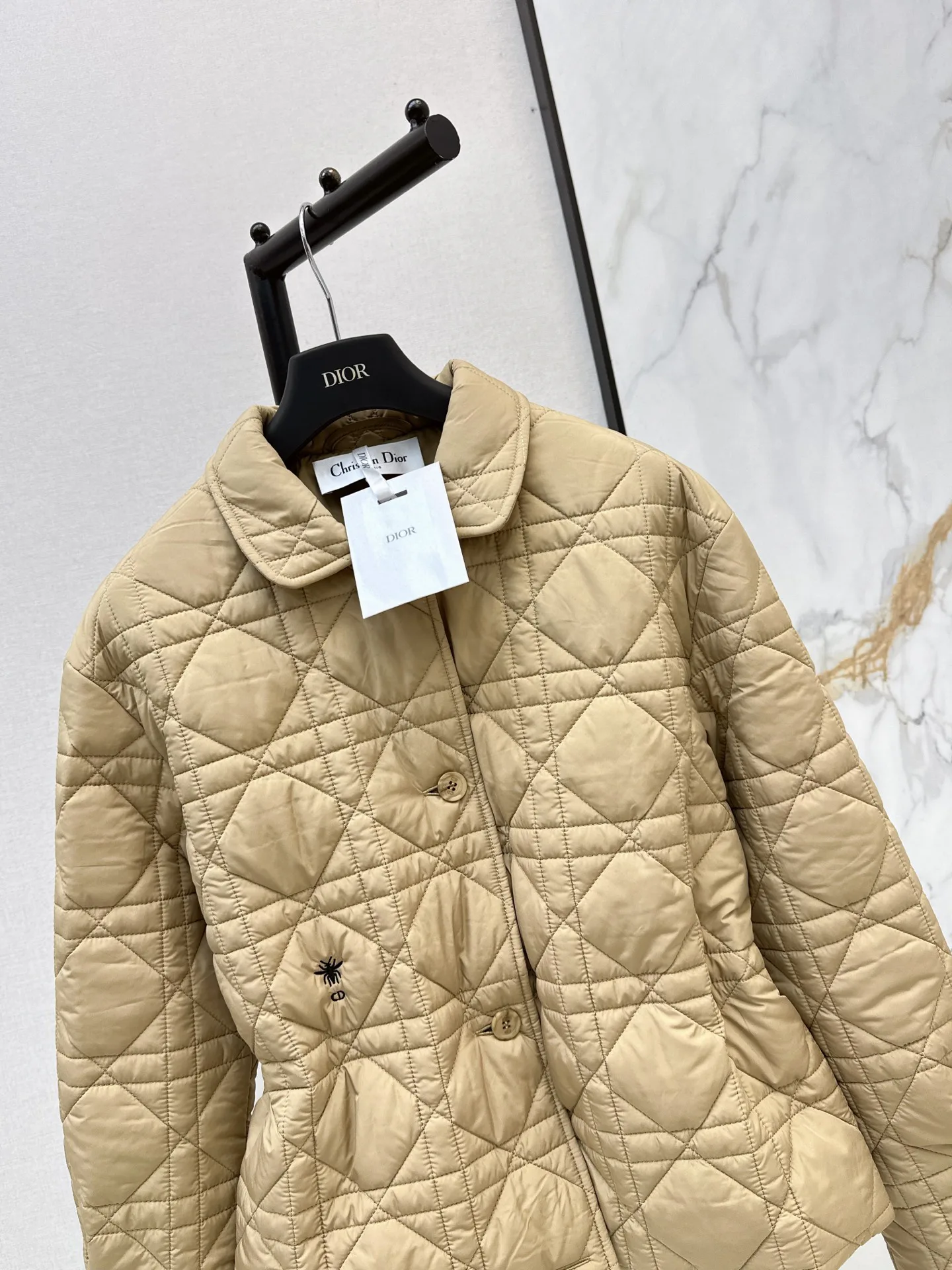 Куртки И Пуховики Женские Christian Dior 18031447