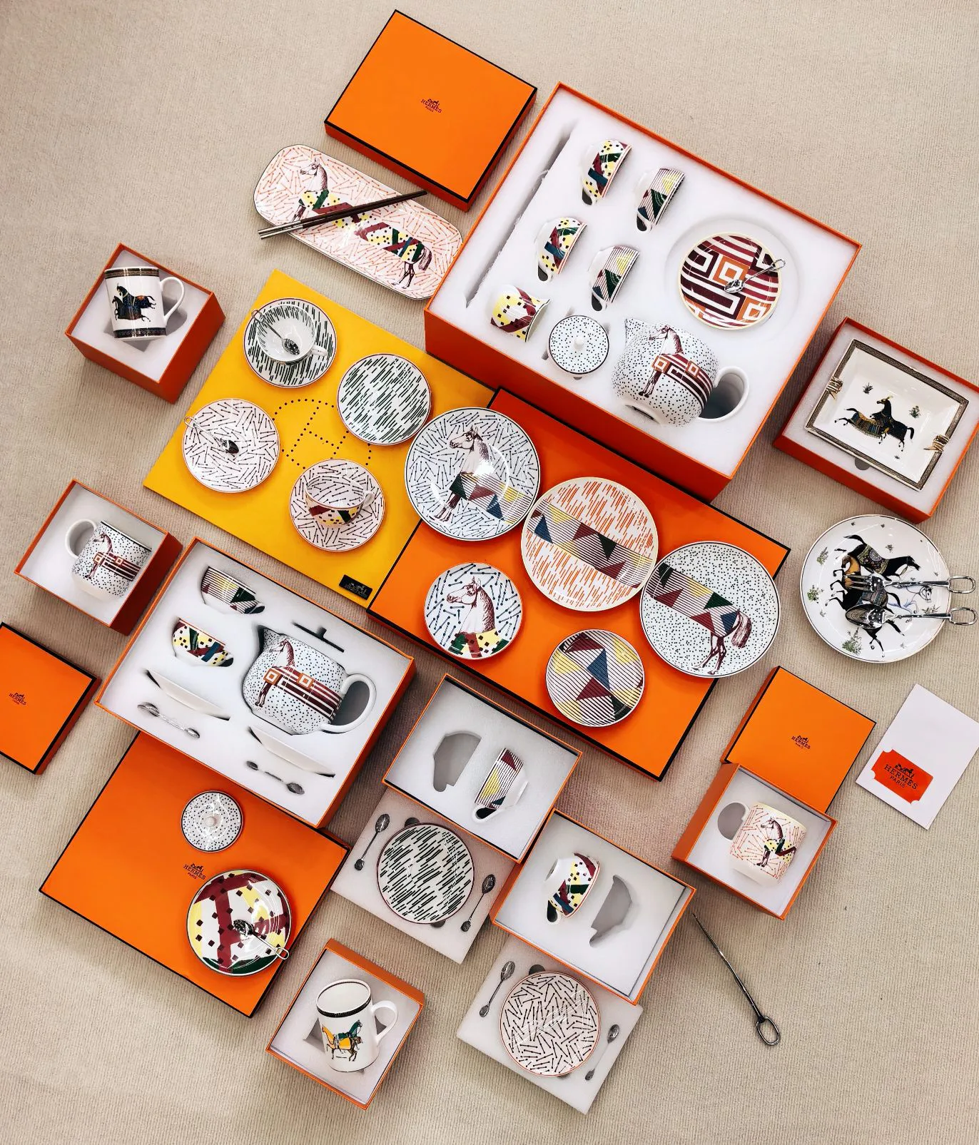 Посуда Hermes 35736