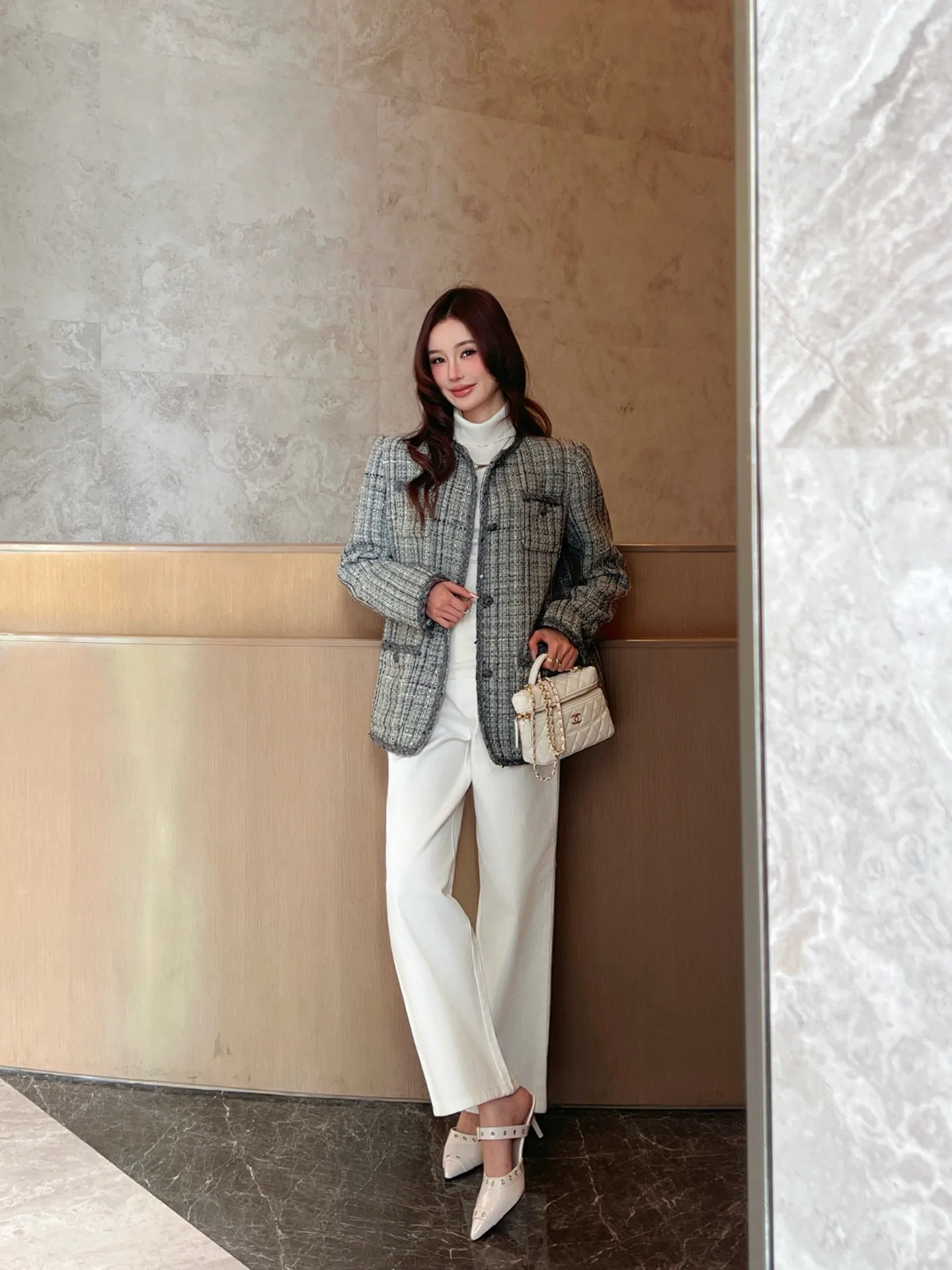 Куртки И Пуховики Женские Chanel 1212546