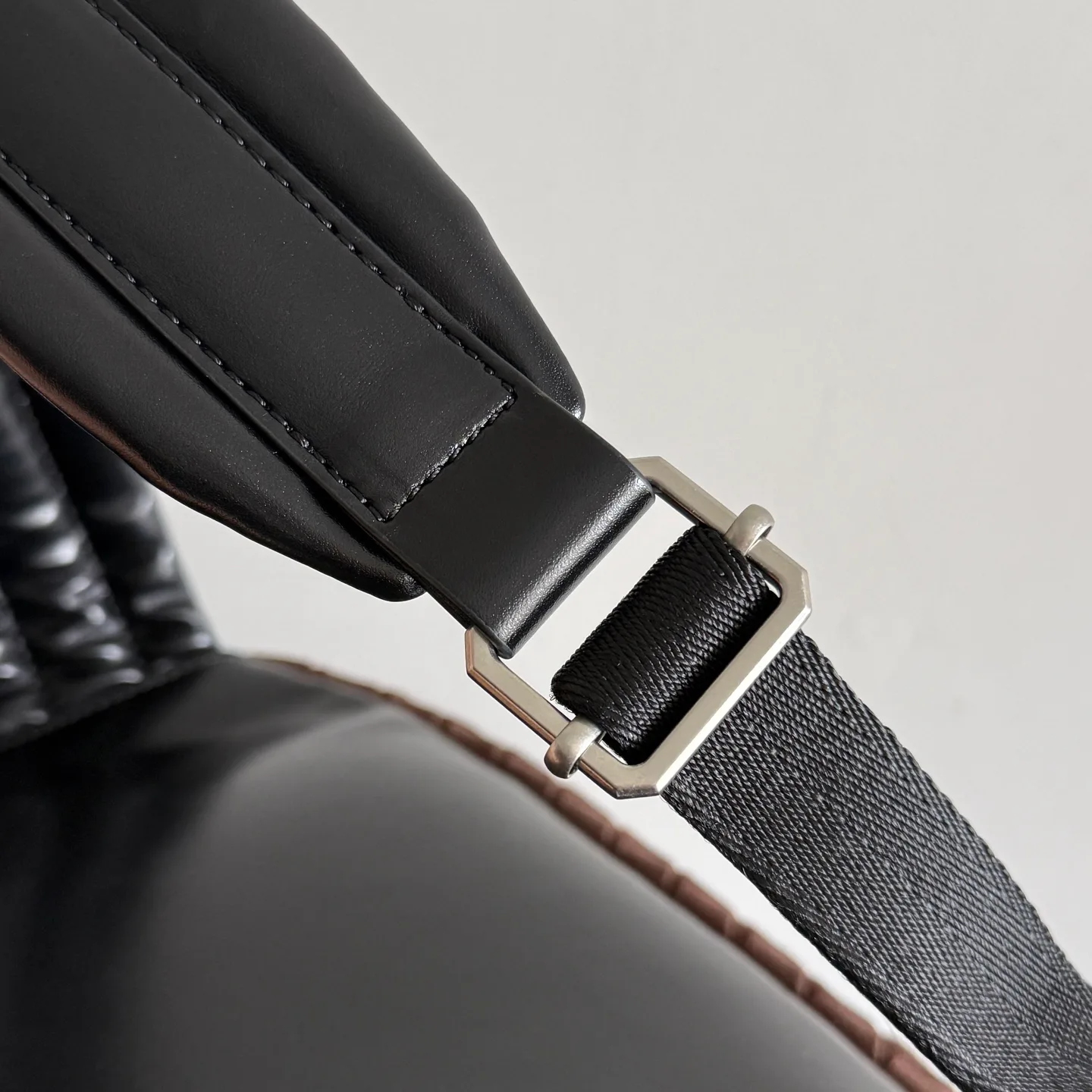 Рюкзаки Женские Bottega Veneta 18936060
