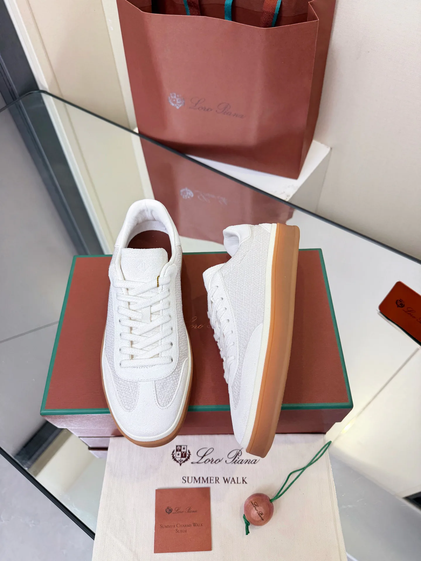 Кроссовки Женские Loro Piana 18534356