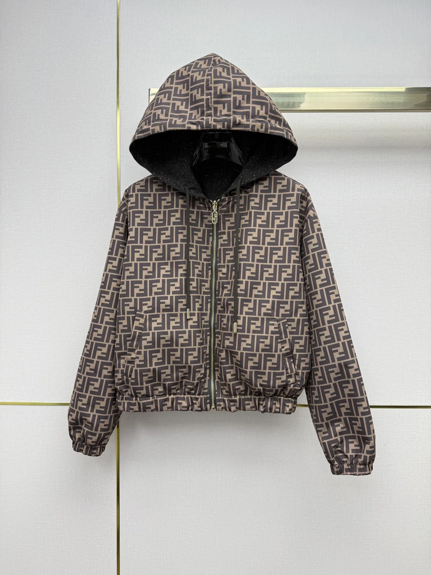 Куртки И Пуховики Женские Fendi 19294211