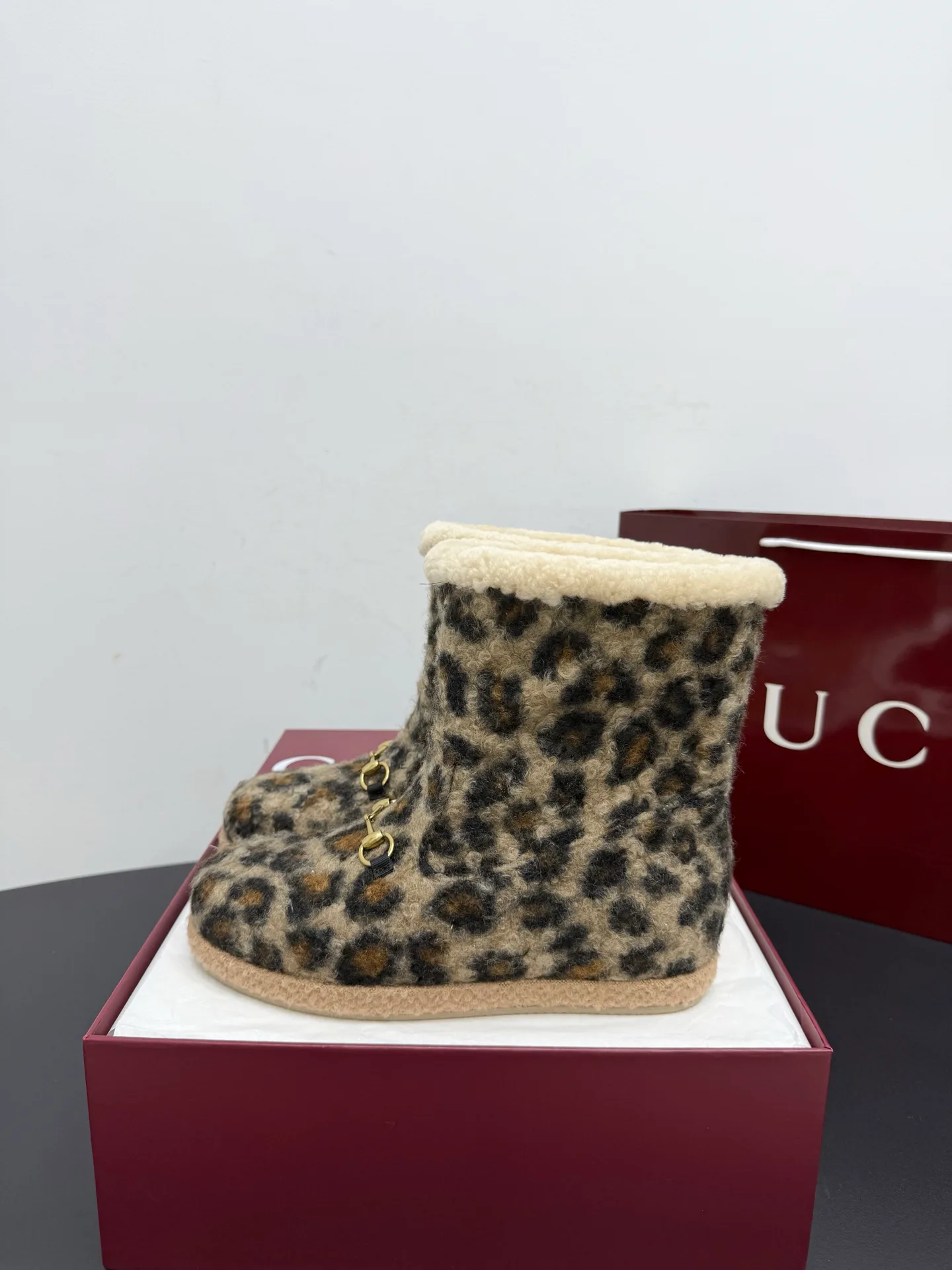 Угги Женские Gucci 18393465