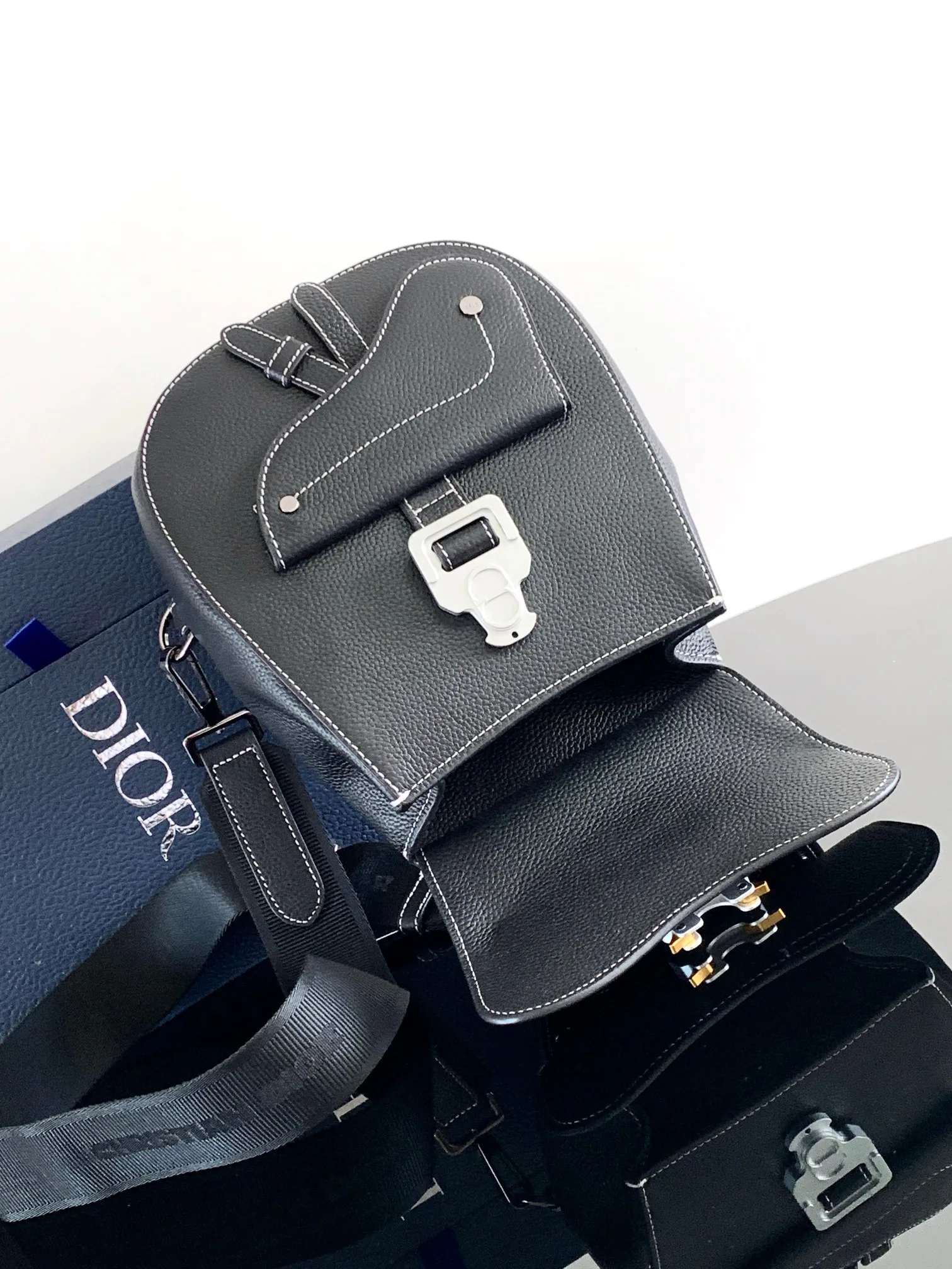 Сумки На Ремне Женские Christian Dior 11524941