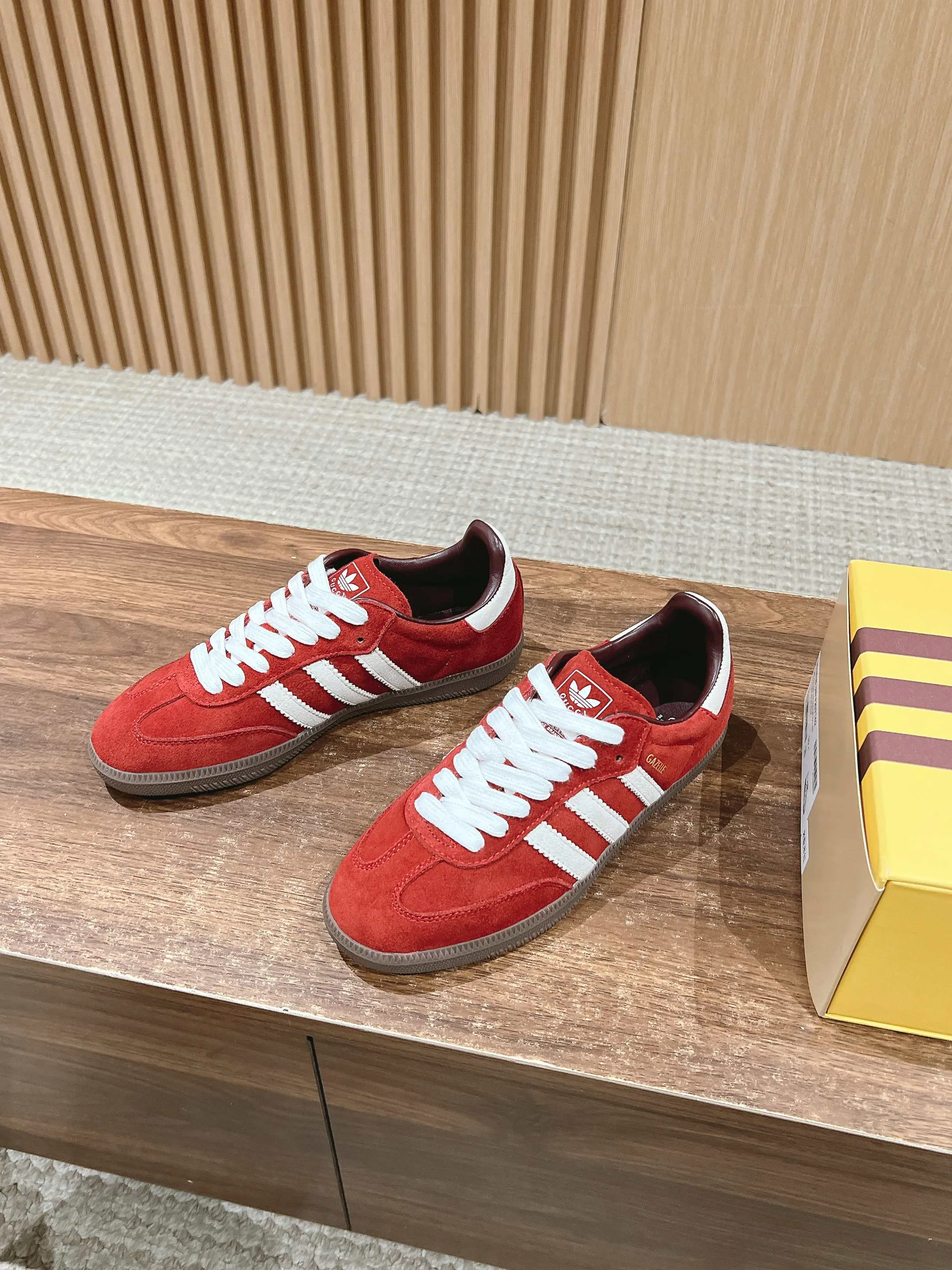 Кроссовки Женские Gucci