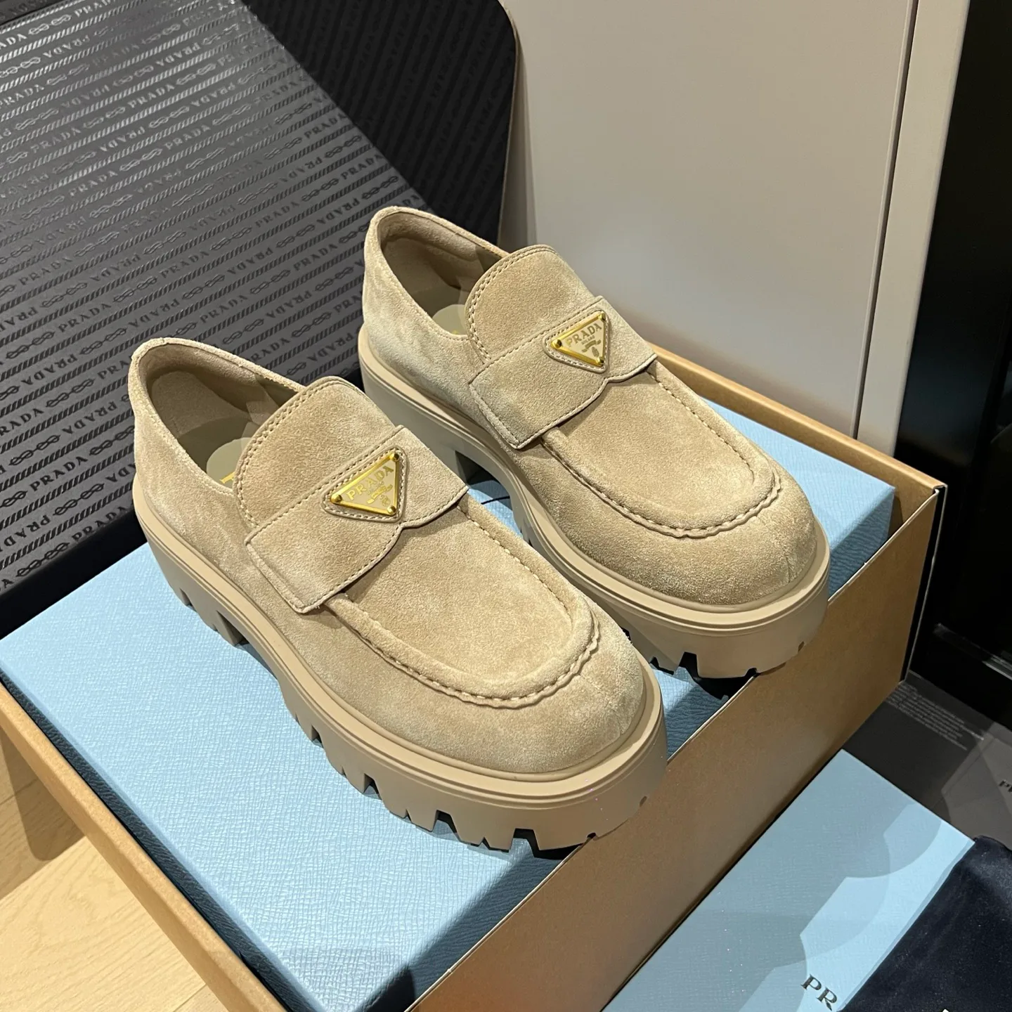 Лоферы Женские Prada 201376