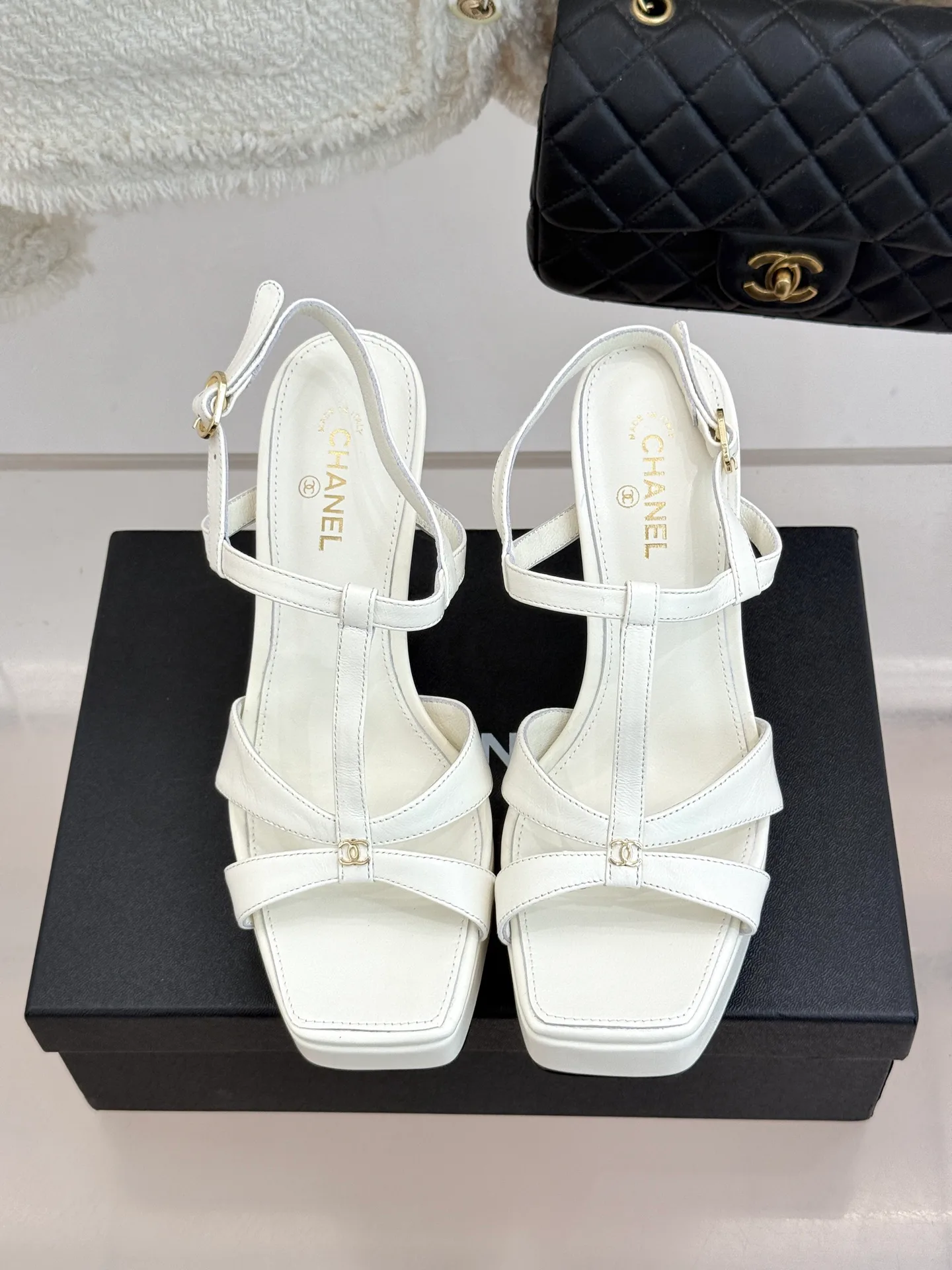 Босоножки Женские Chanel 12958089