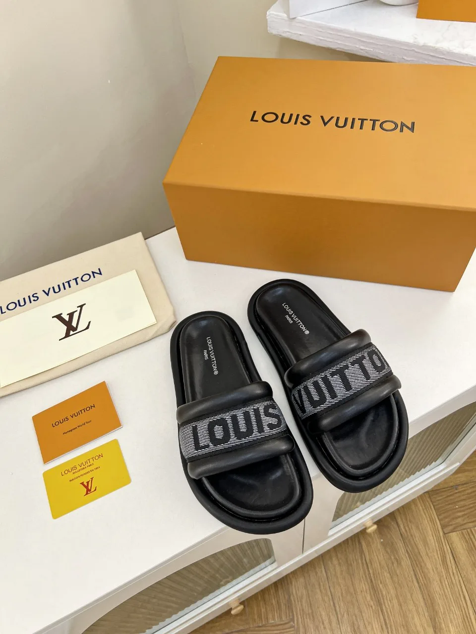 Шлепанцы Женские Louis Vuitton 13299