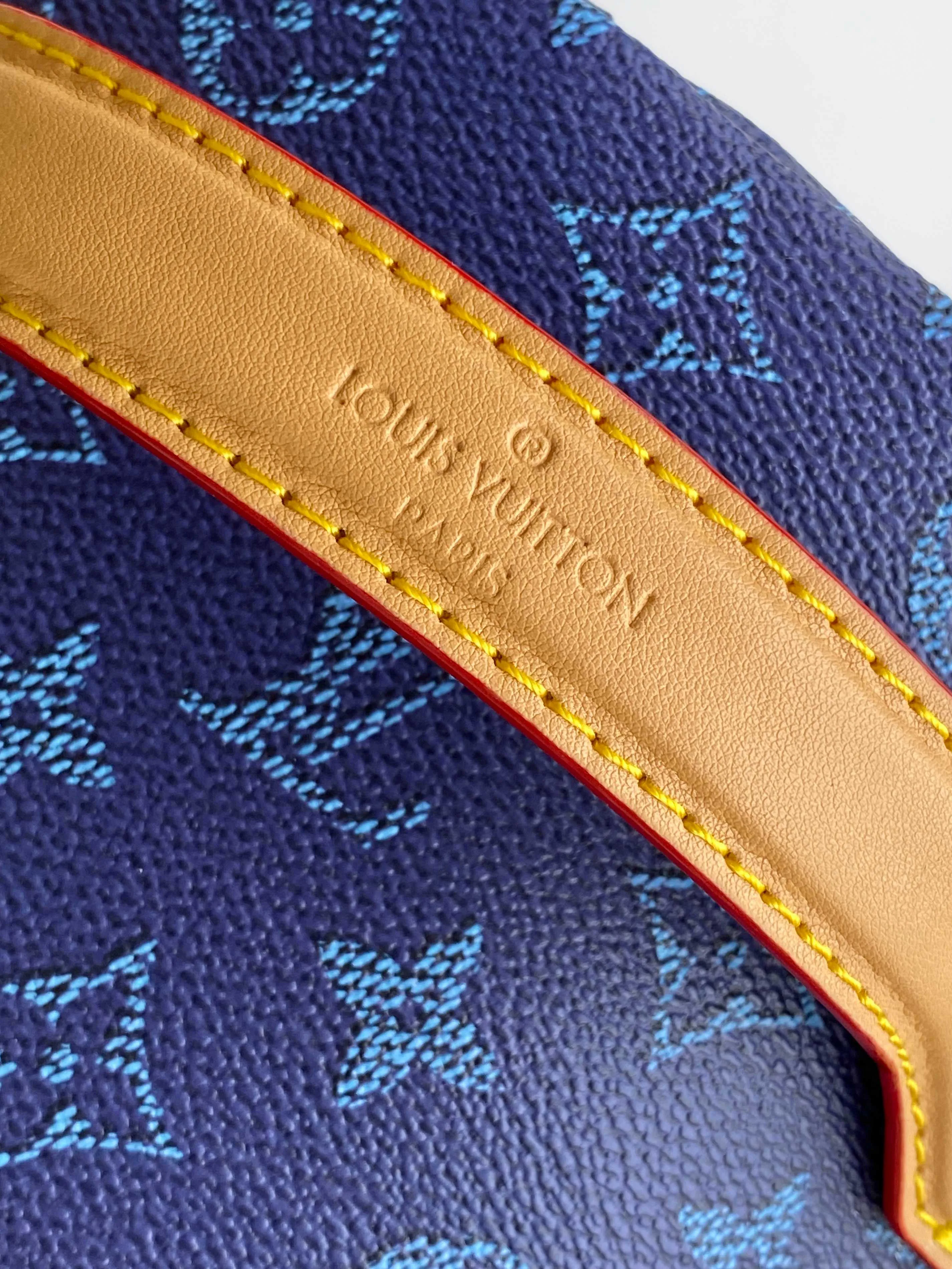 Рюкзаки Женские Louis Vuitton 13435252