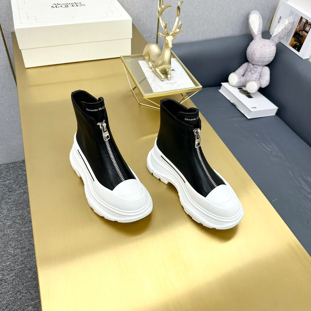 Кроссовки Женские Alexander Mcqueen 18397488