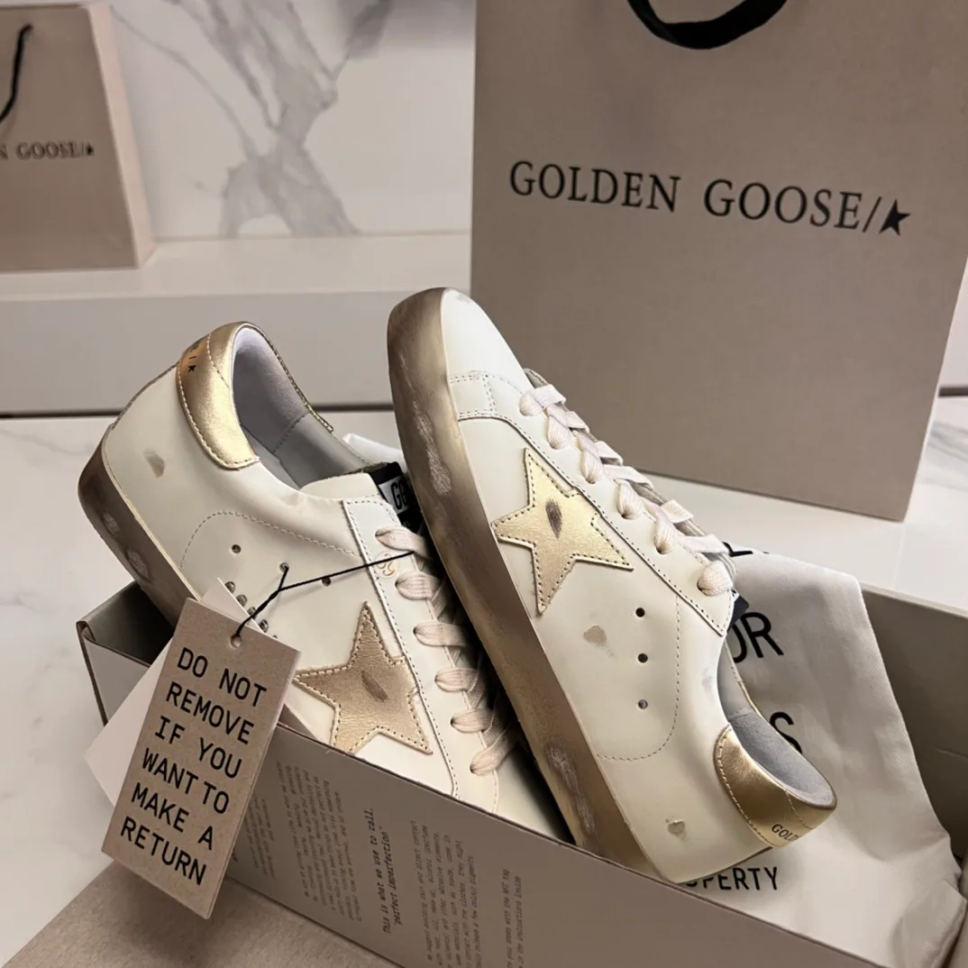 Кроссовки Женские Golden Goose 16995663
