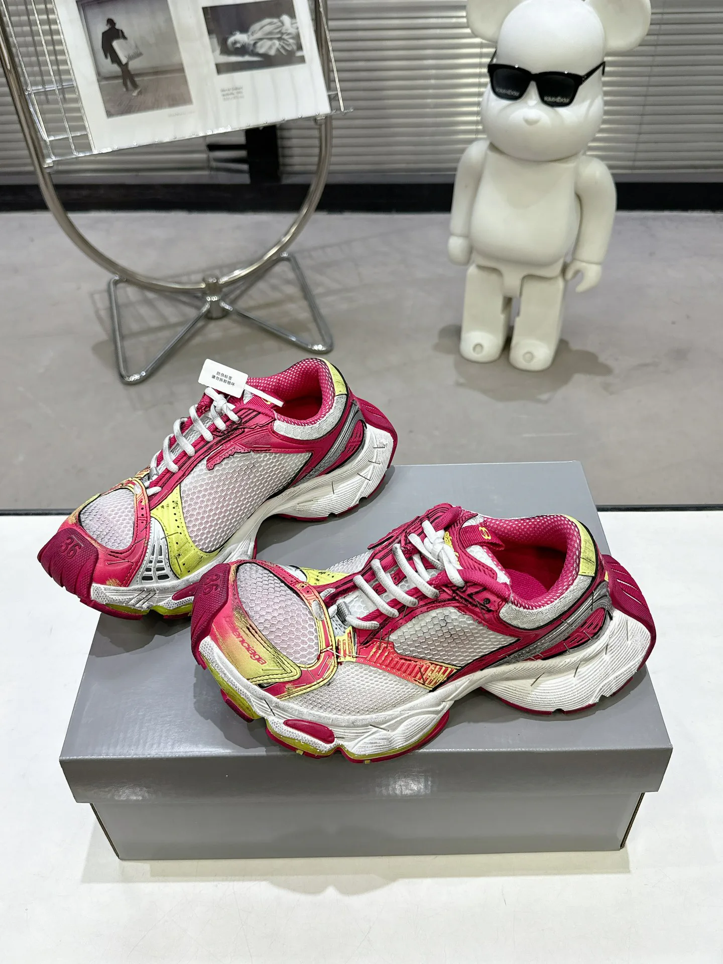 Кроссовки Женские Balenciaga 165335