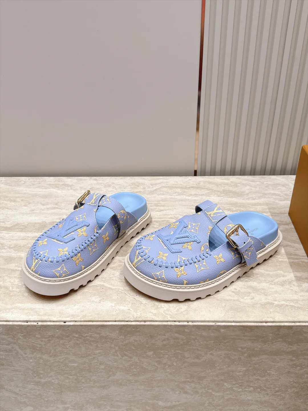 Мюли И Сабо Женские Louis Vuitton 18187132