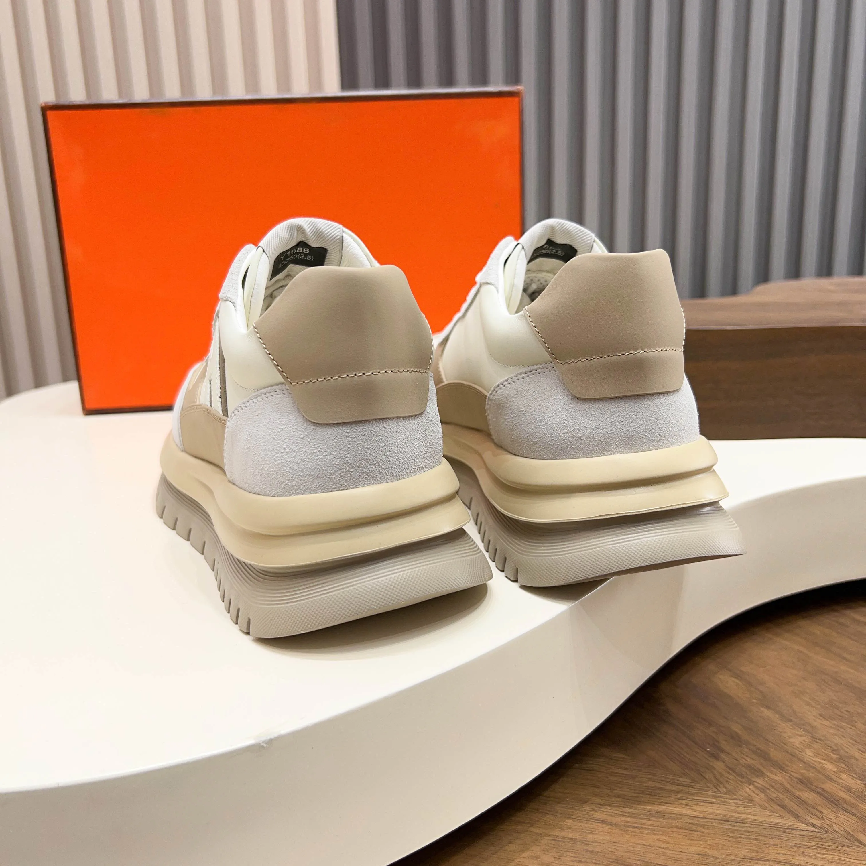 Кроссовки Мужские Hermes 2314121