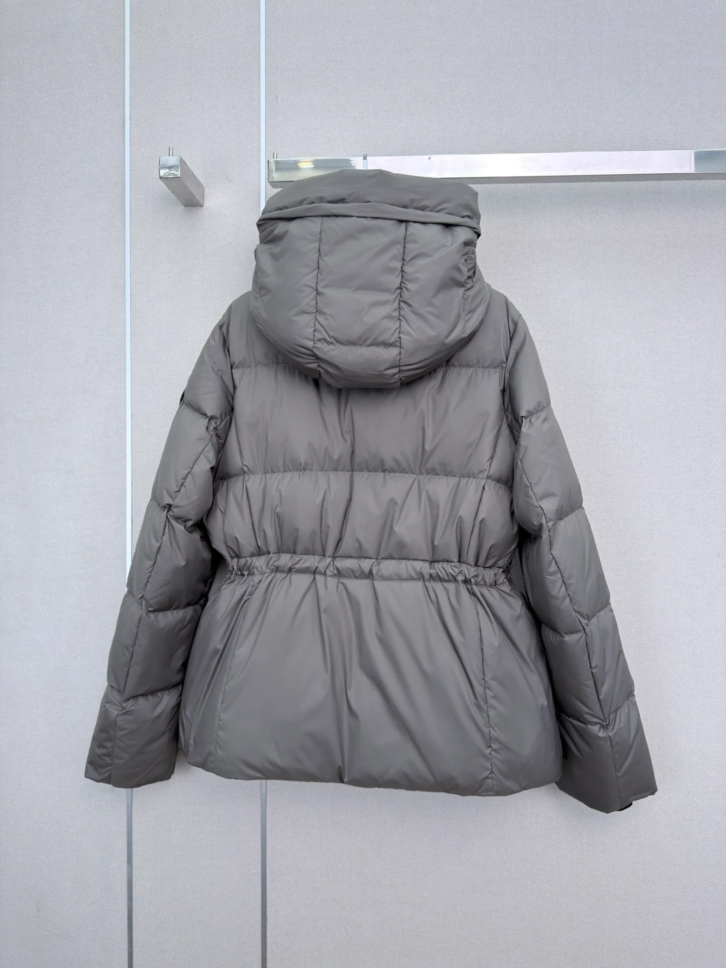 Куртки И Пуховики Женские Canada Goose 19145834