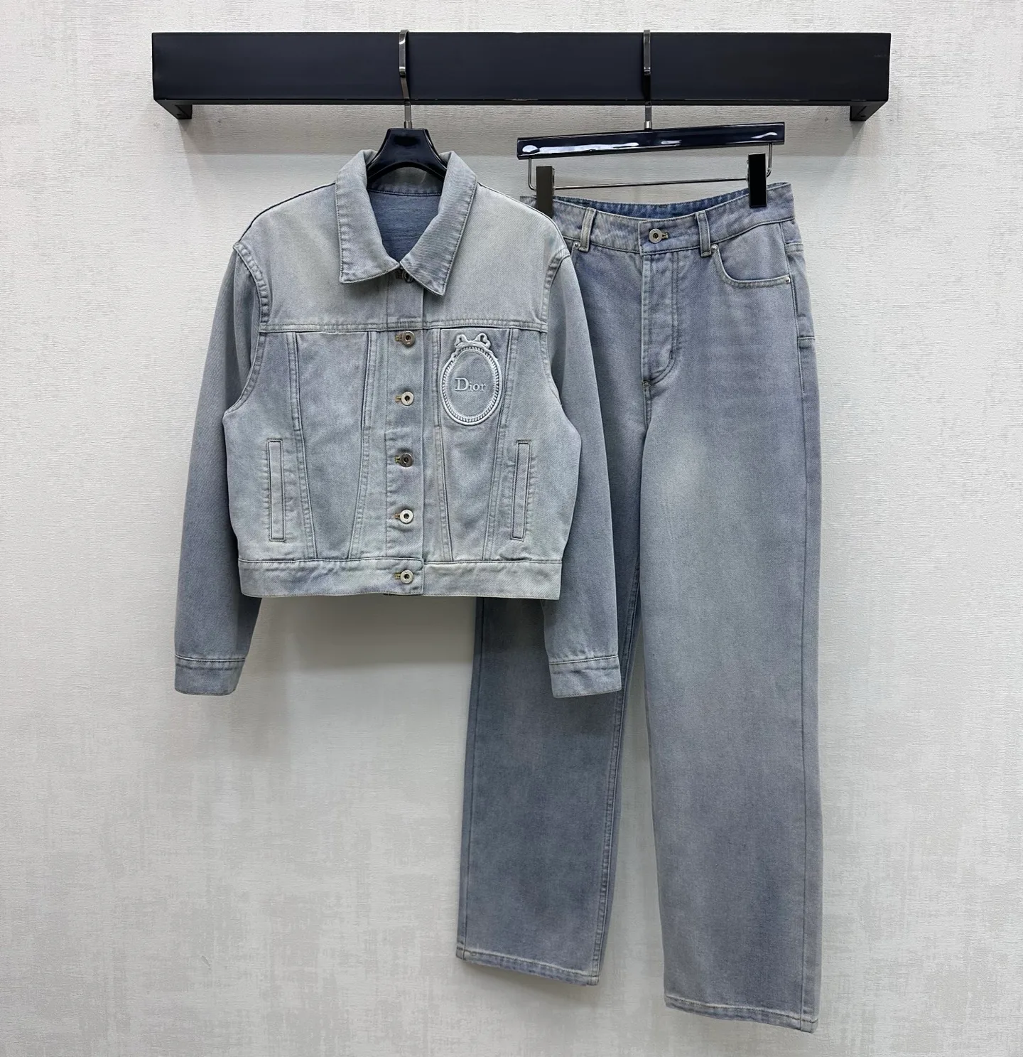 Джинсы Женские Christian Dior 11673867