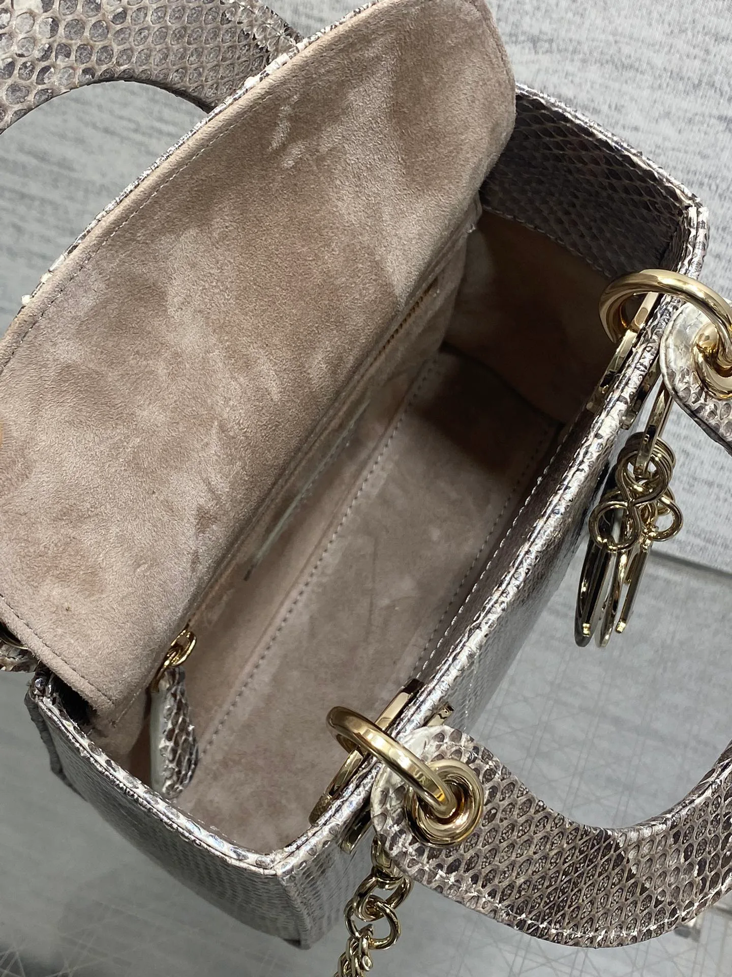 Классические Сумки Женские Christian Dior 11581756