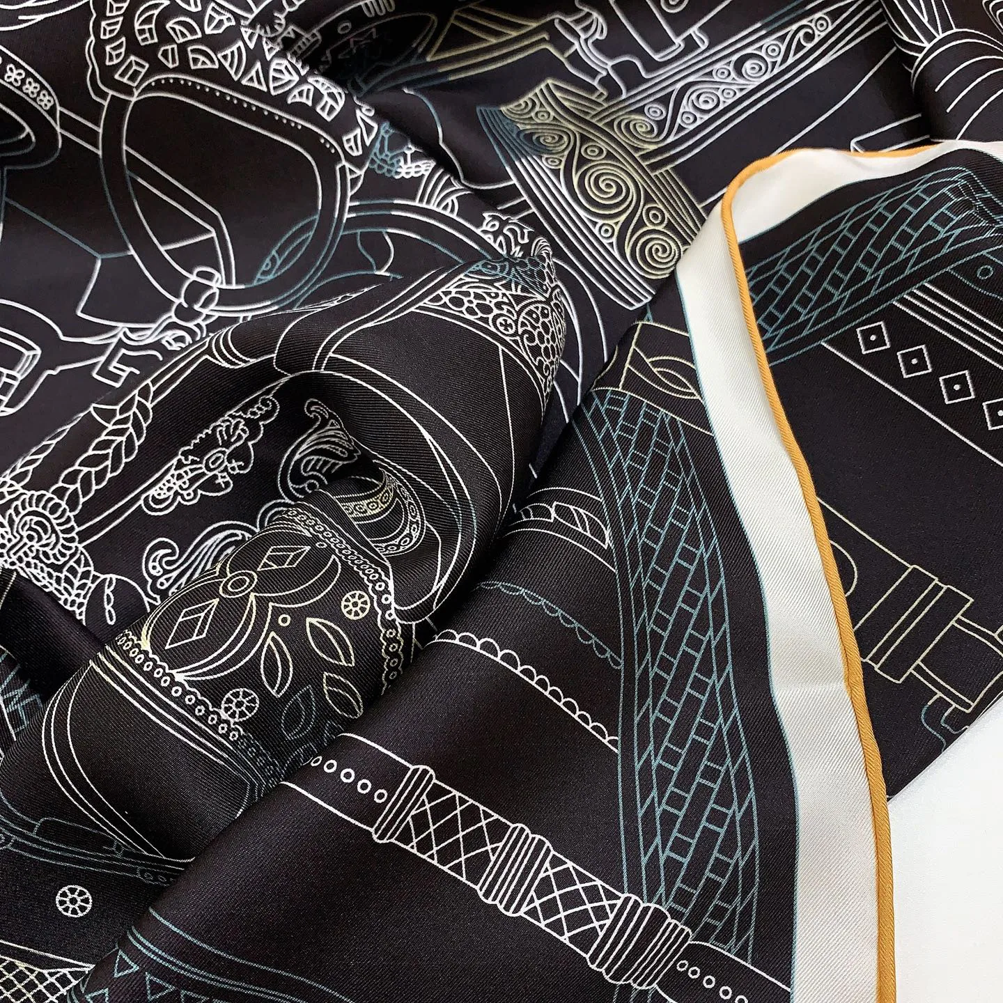 Платки Hermes 13145938