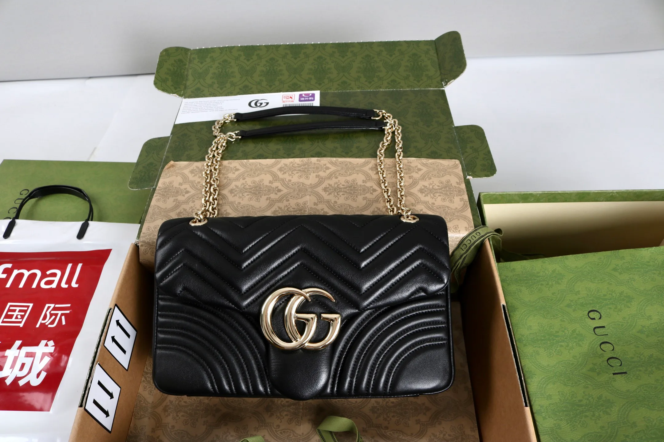 Классические Сумки Женские Gucci 18223246