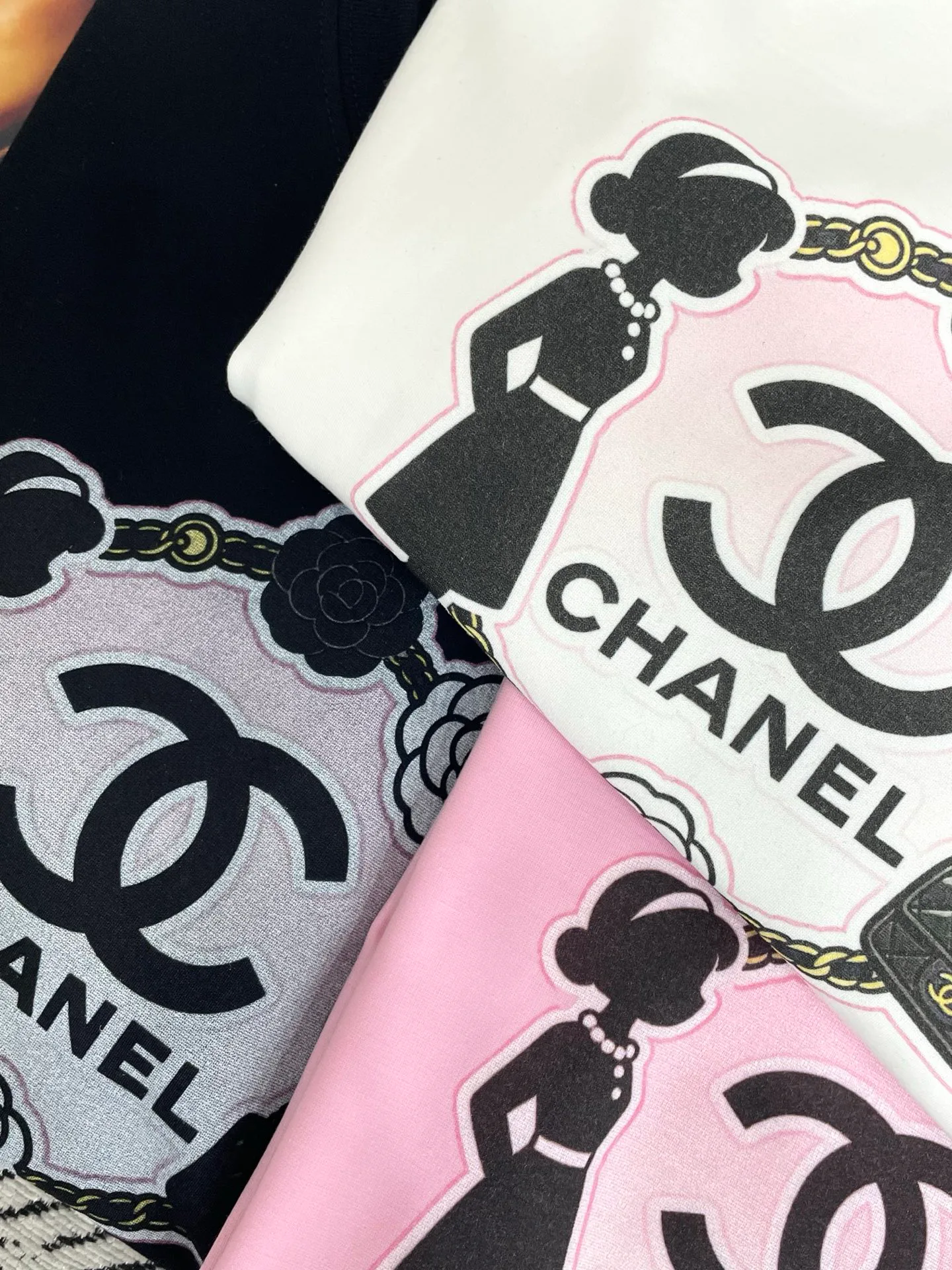 Футболки Женские Chanel 12351338