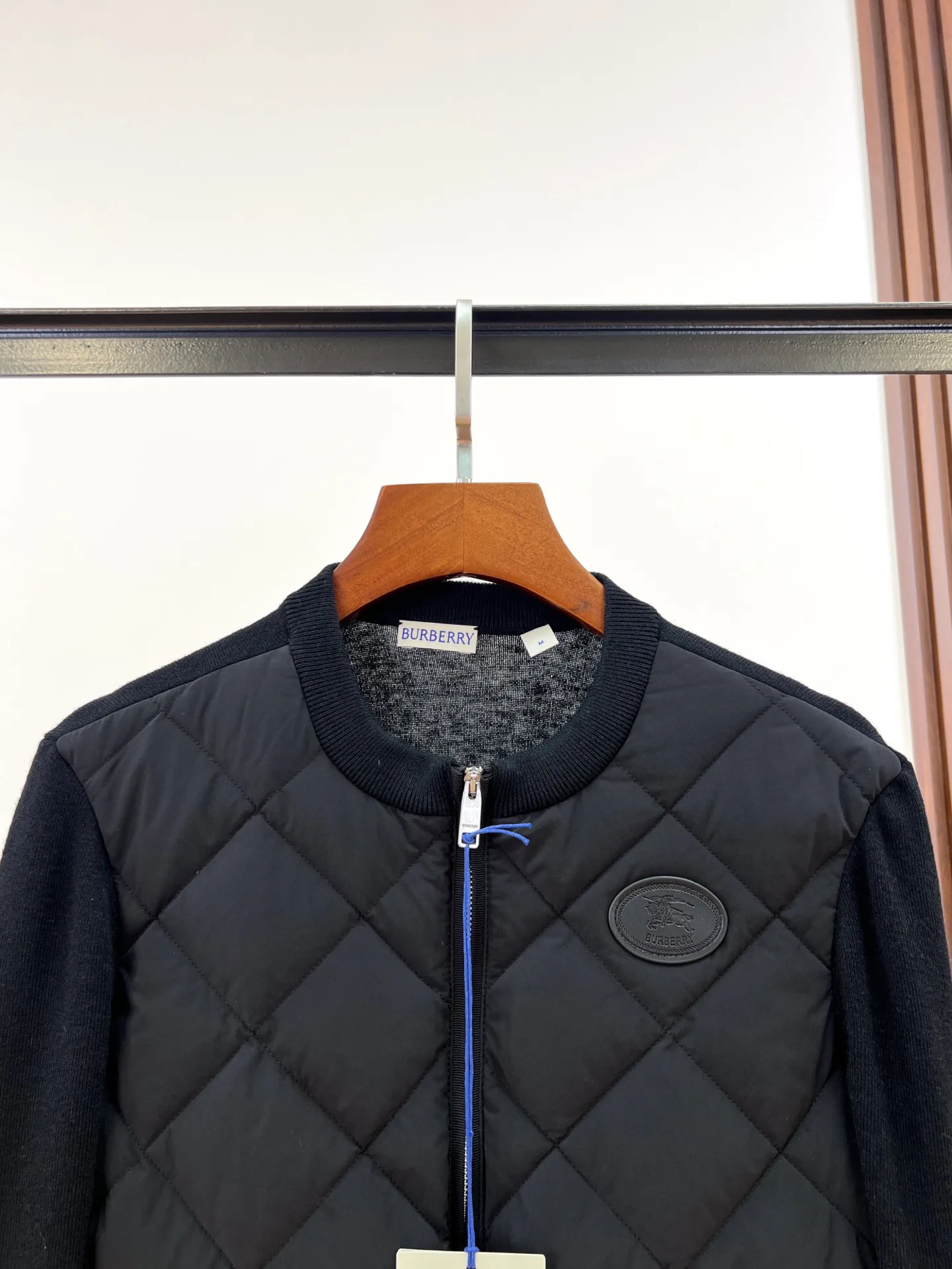 Куртки И Пуховики Женские Burberry 18279523