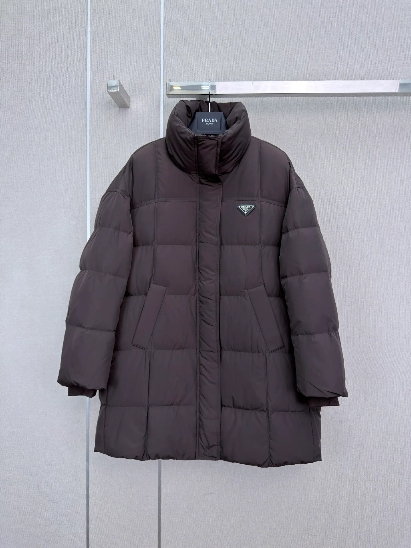 Куртки И Пуховики Женские Prada 18402404
