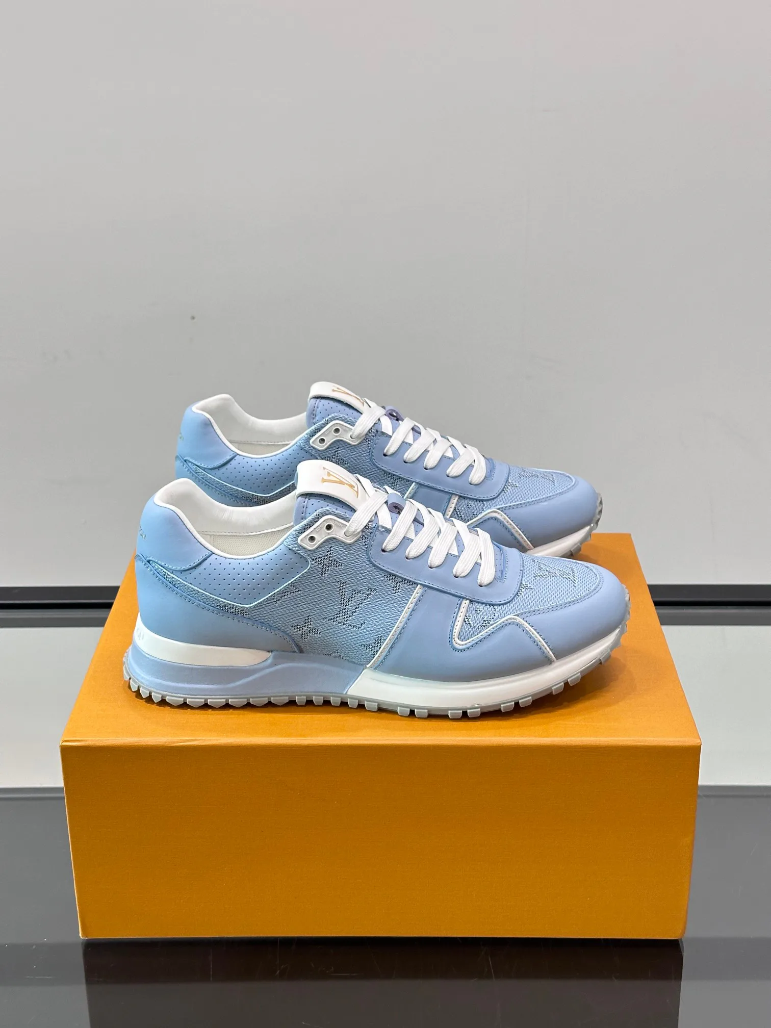 Кроссовки Мужские Louis Vuitton 848791