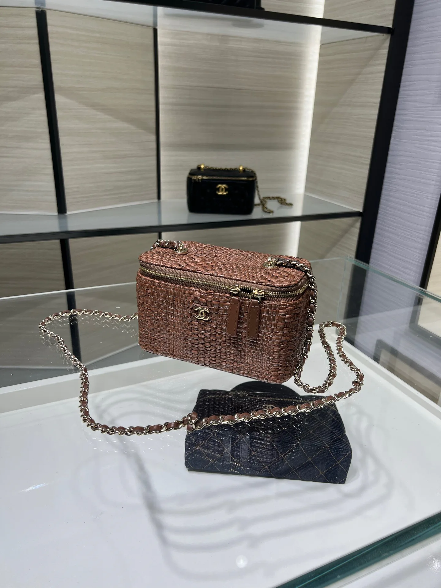 Классические Сумки Женские Chanel 17827286