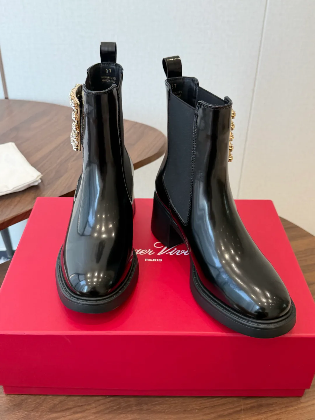 Ботинки Женские Roger Vivier 19587164