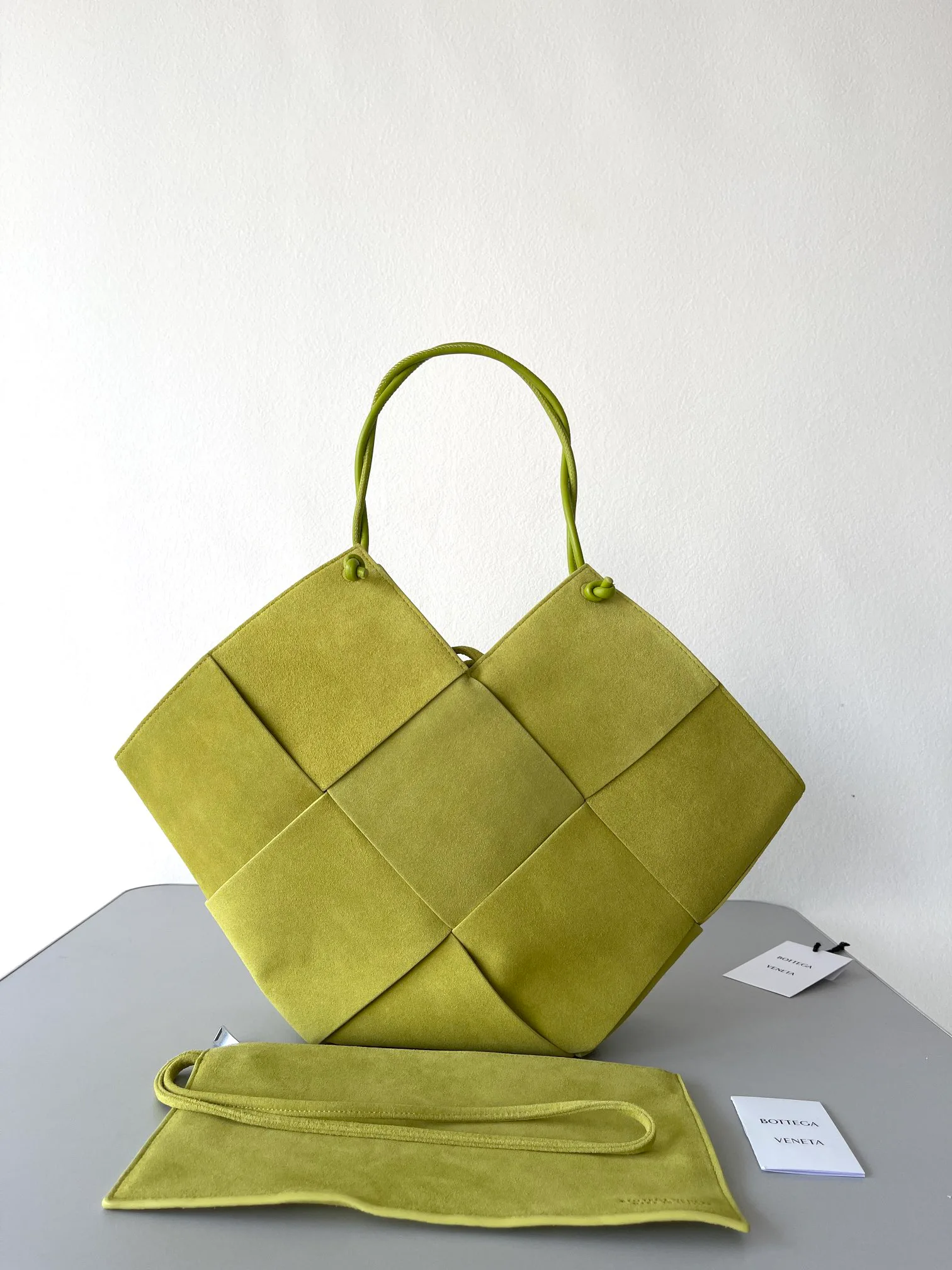 Классические Сумки Женские Bottega Veneta 10633452