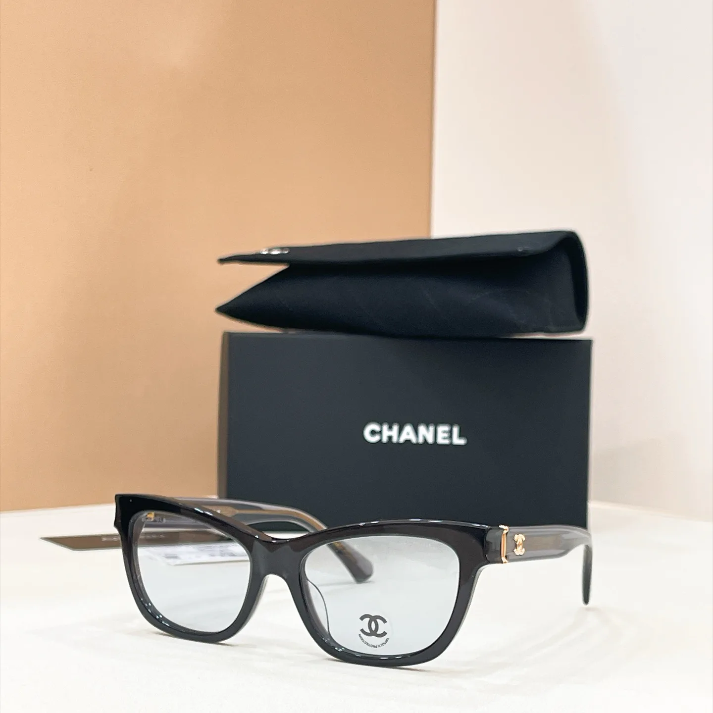Очки Chanel 17992512