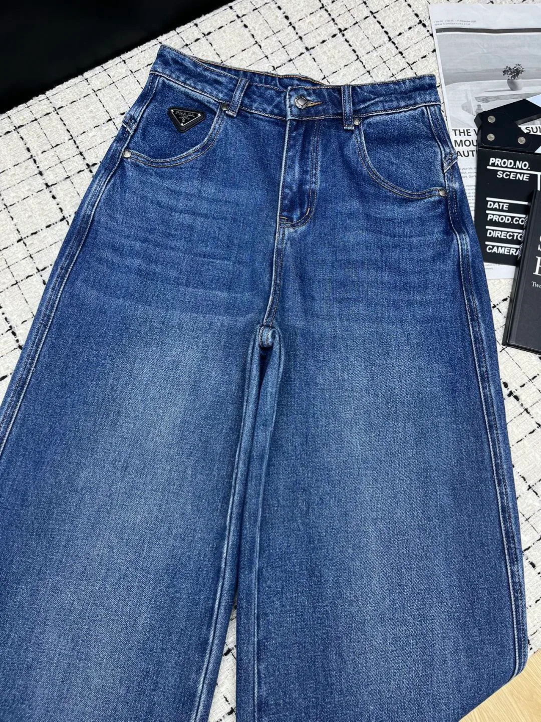 Джинсы Женские Prada 19134149