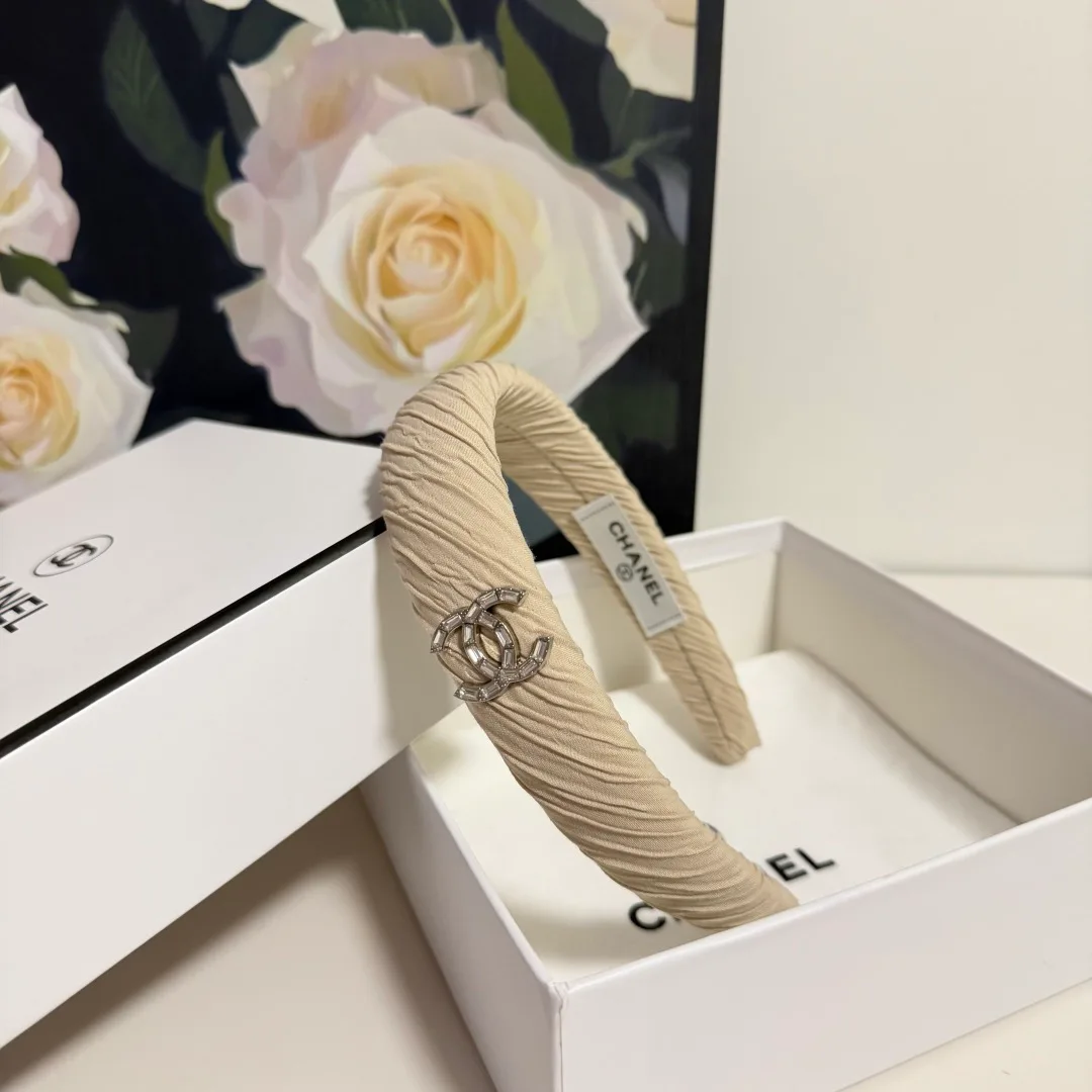 Головные Уборы Chanel 11469181