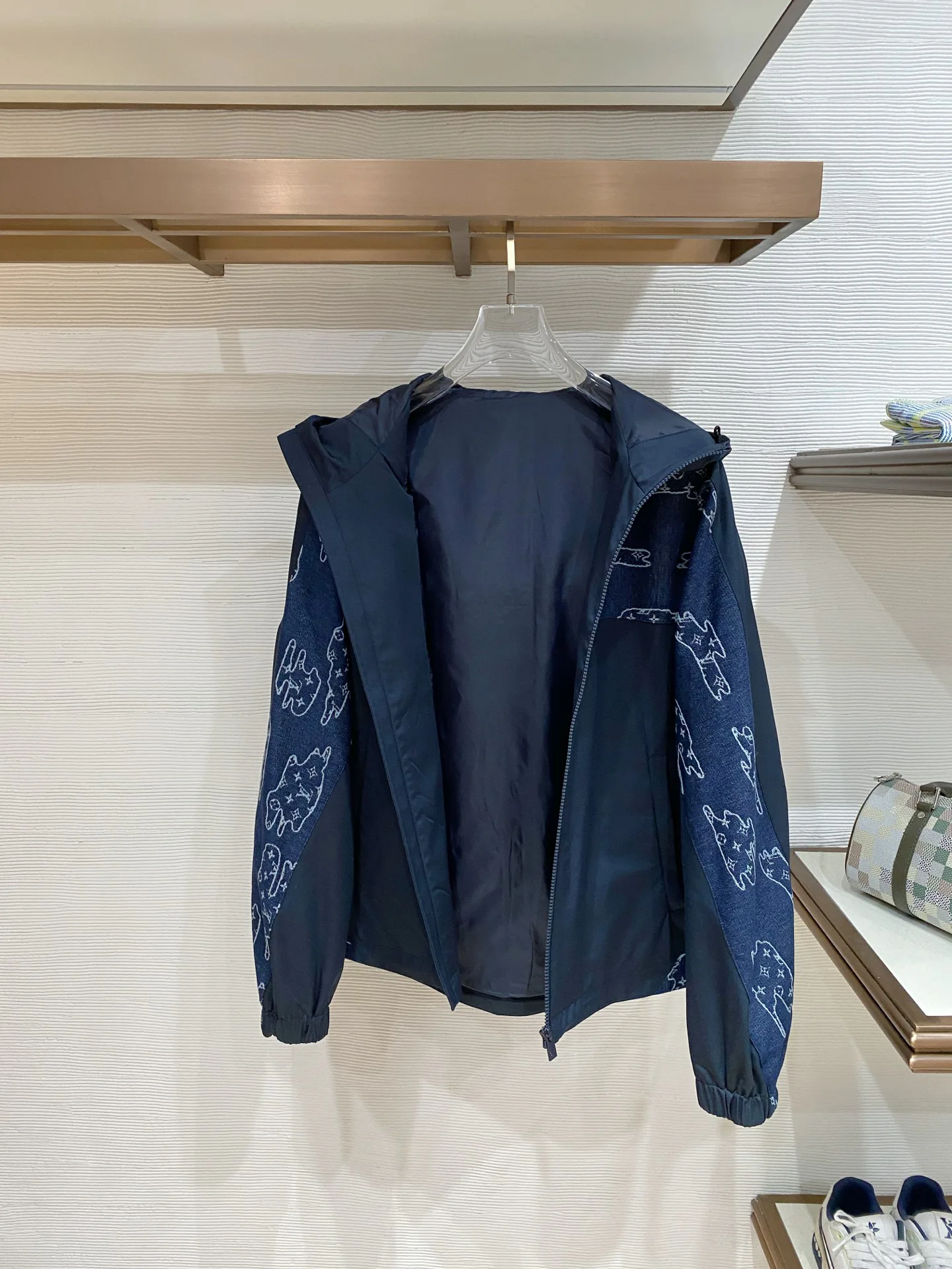 Куртки И Пуховики Мужские Louis Vuitton 10271846