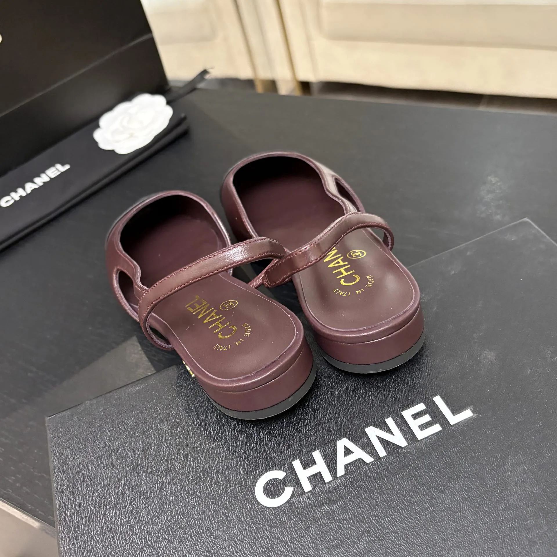 Босоножки Женские Chanel 19165156