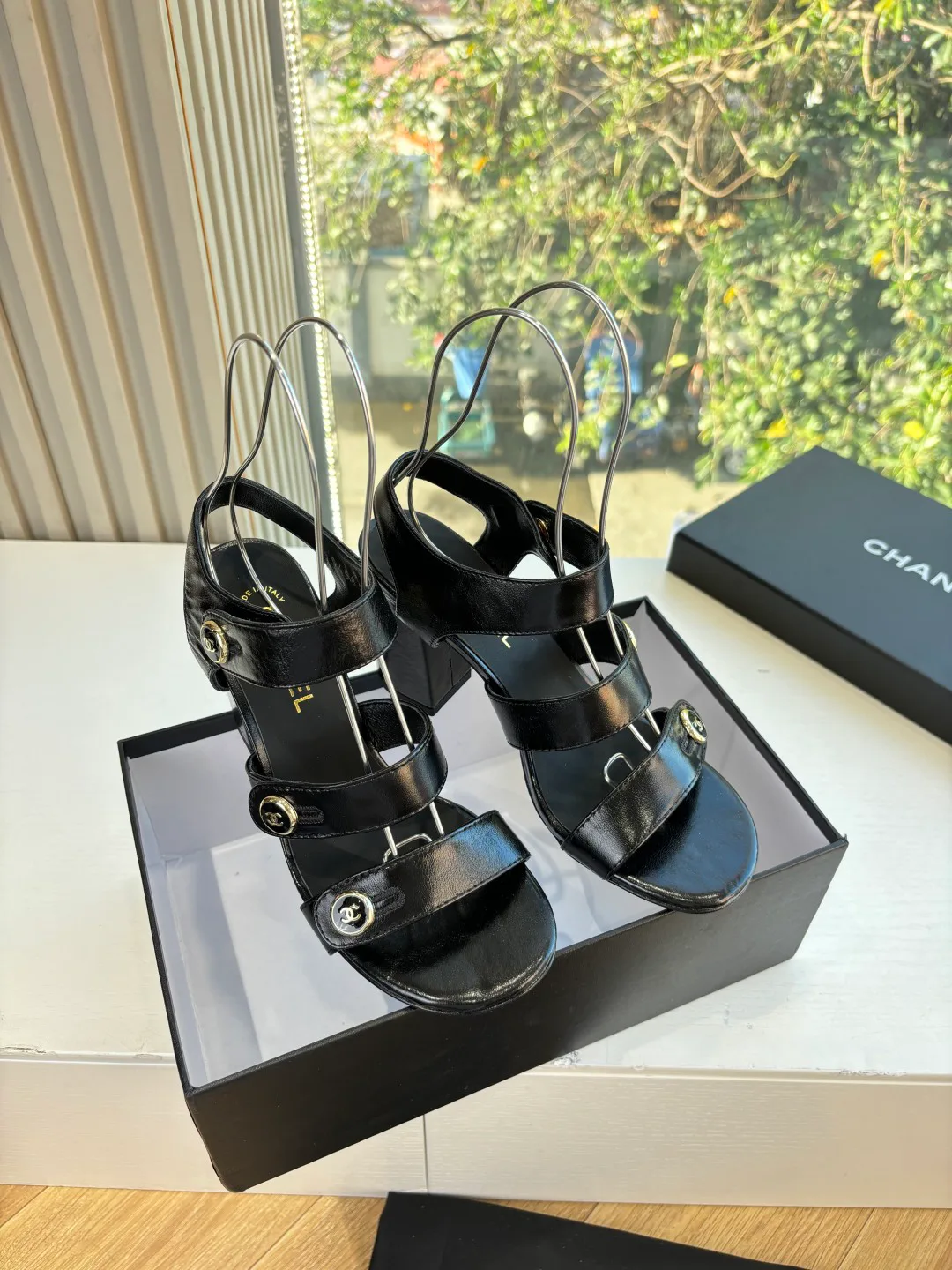 Босоножки Женские Chanel 10211561