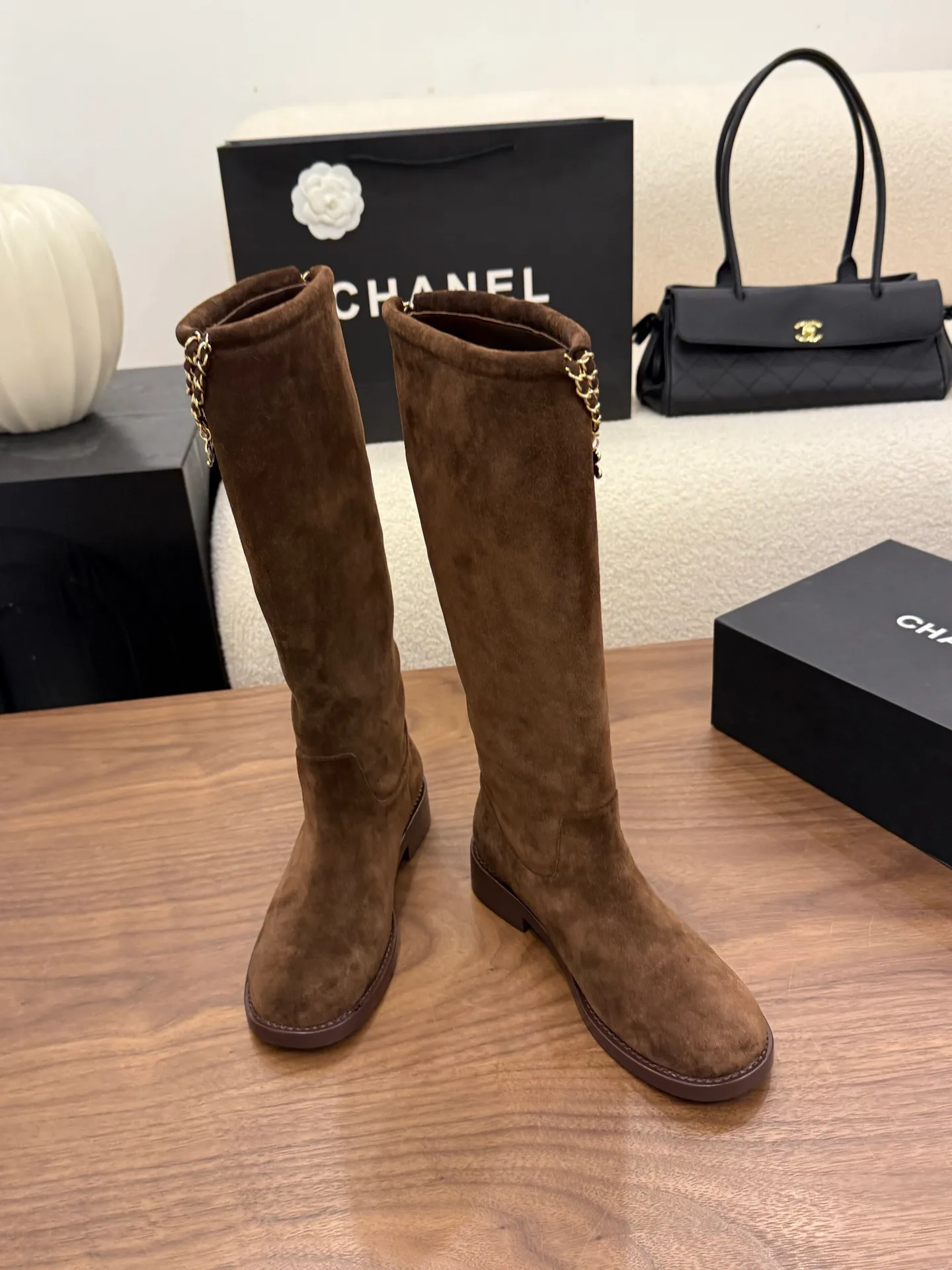 Сапоги Женские Chanel 18440835