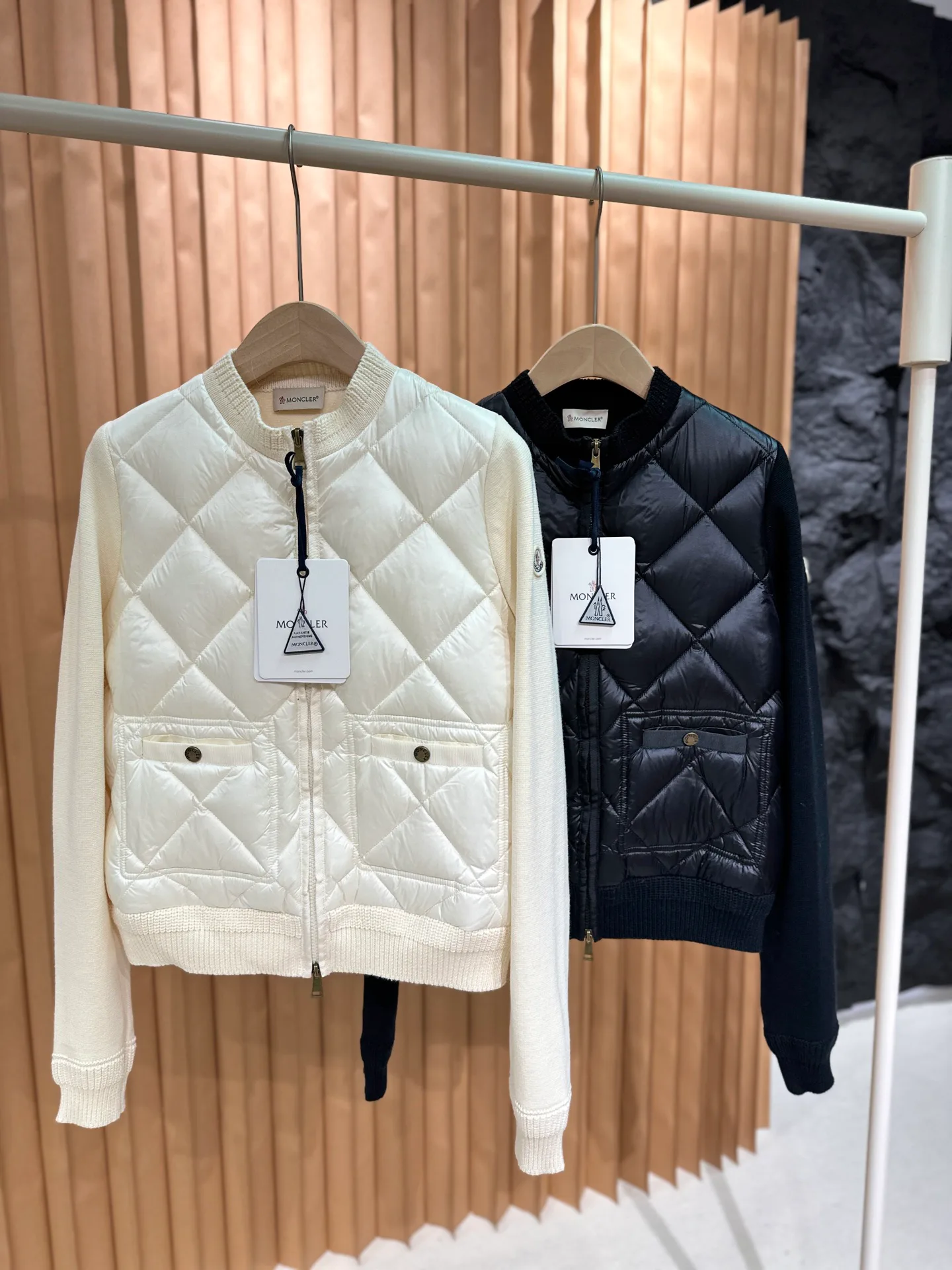 Куртки И Пуховики Женские Moncler 18106079