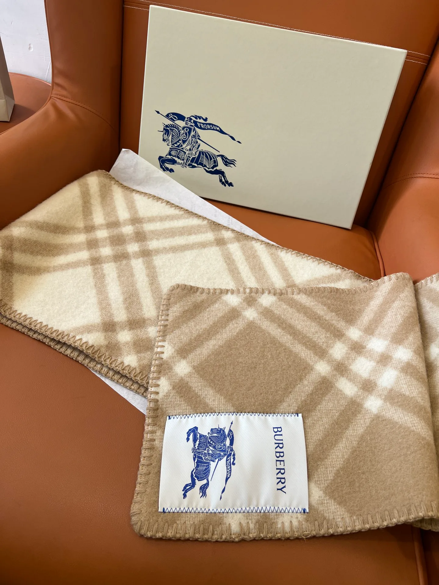 Шарфы Burberry 4518647